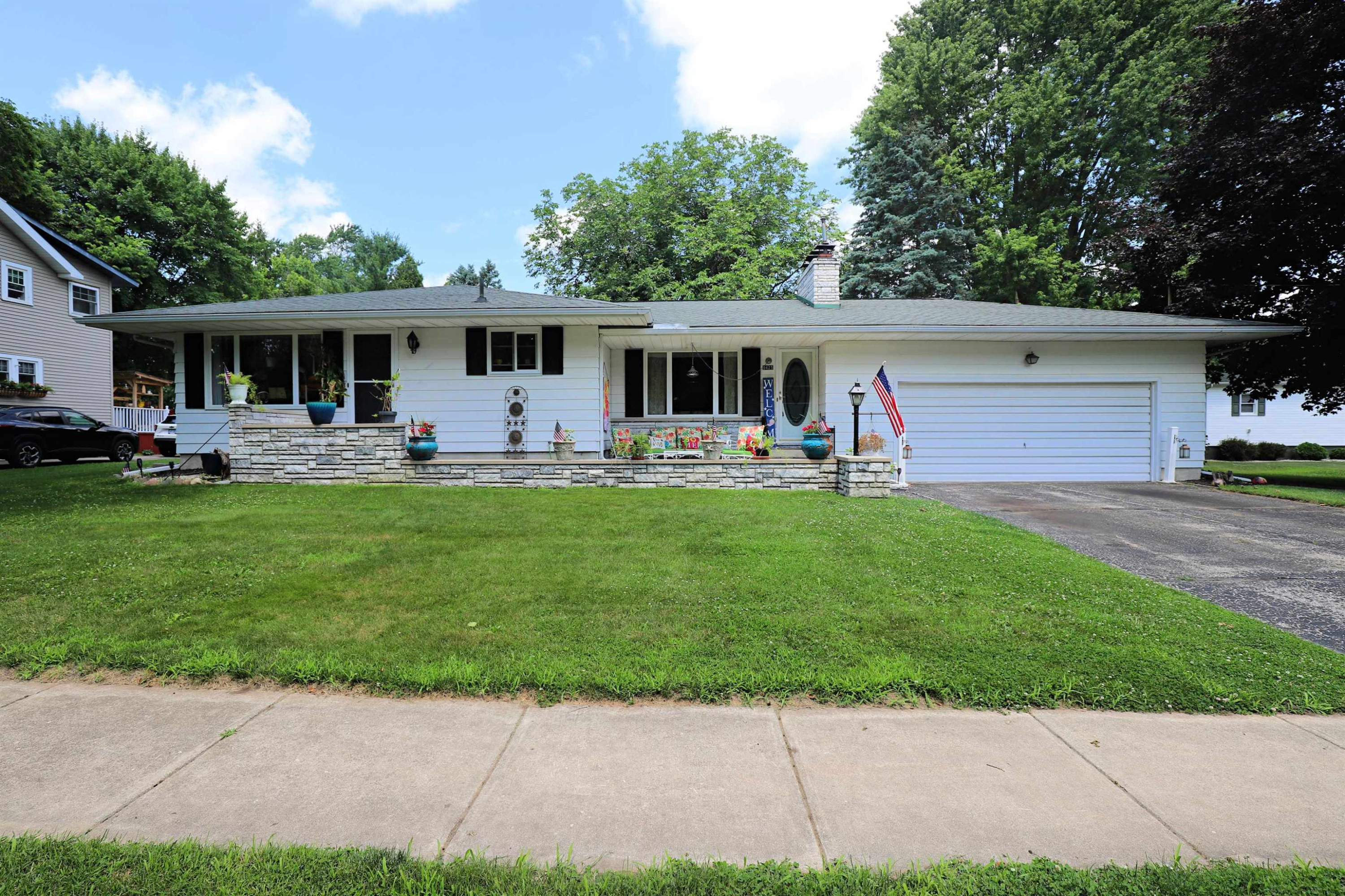 9425 Butternut Street, New Lothrop, MI 48460 — front exterior