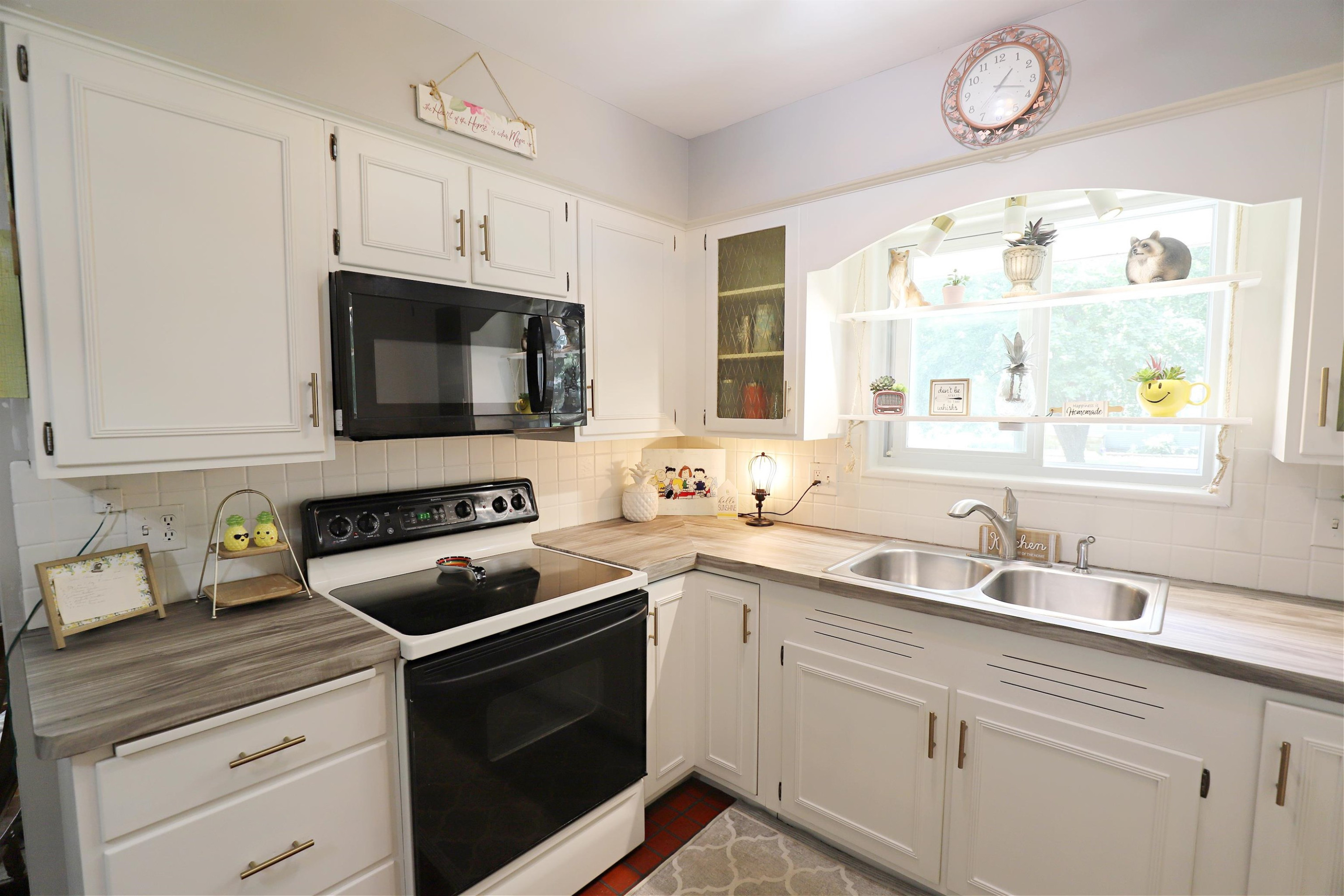 9425 Butternut Street, New Lothrop, MI 48460 — Photo 12