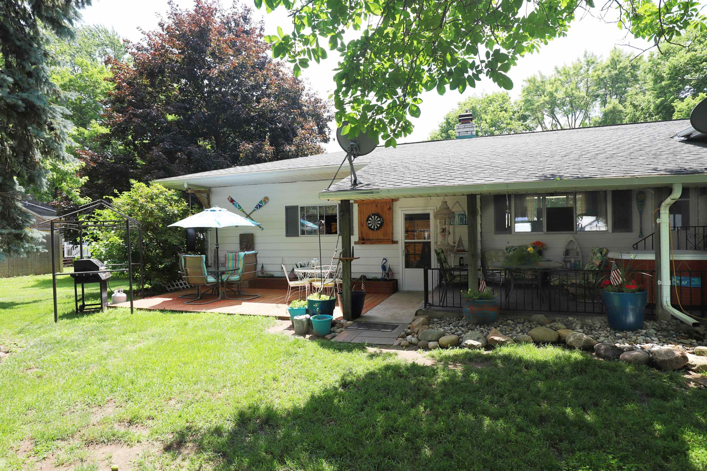 9425 Butternut Street, New Lothrop, MI 48460 — Photo 23