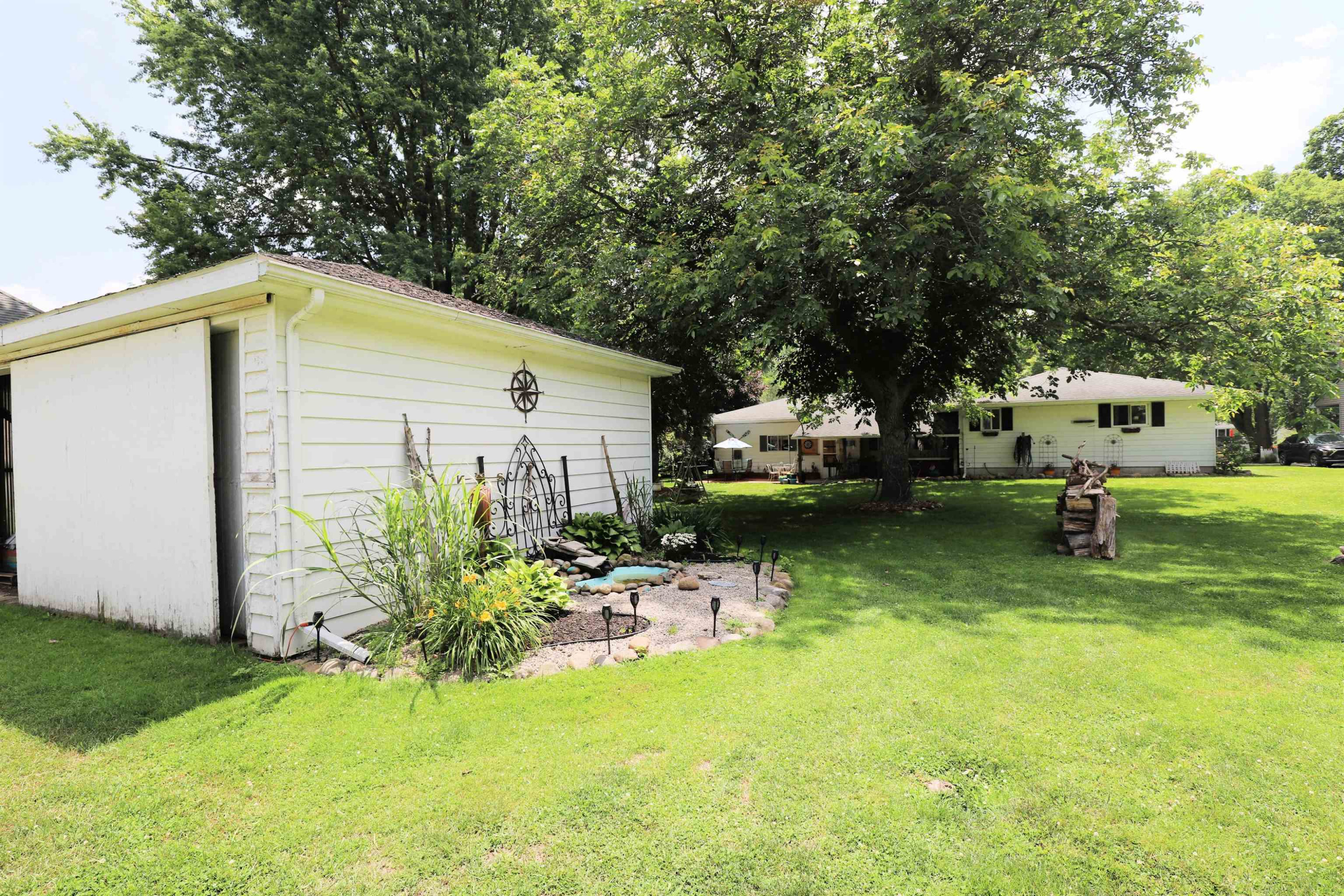 9425 Butternut Street, New Lothrop, MI 48460 — Photo 27