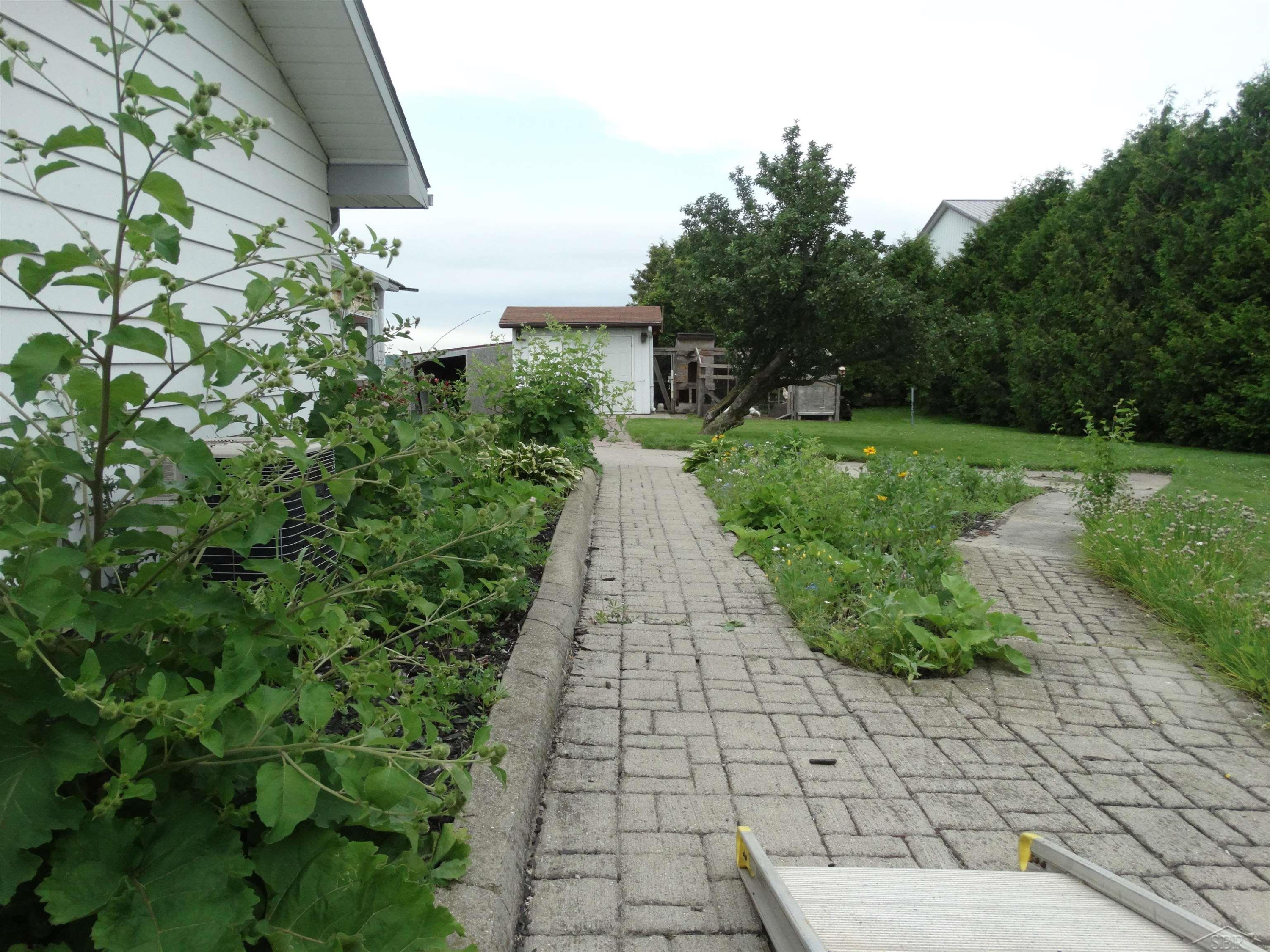 1570 Evon Road, Saginaw, MI 48601 — Photo 13