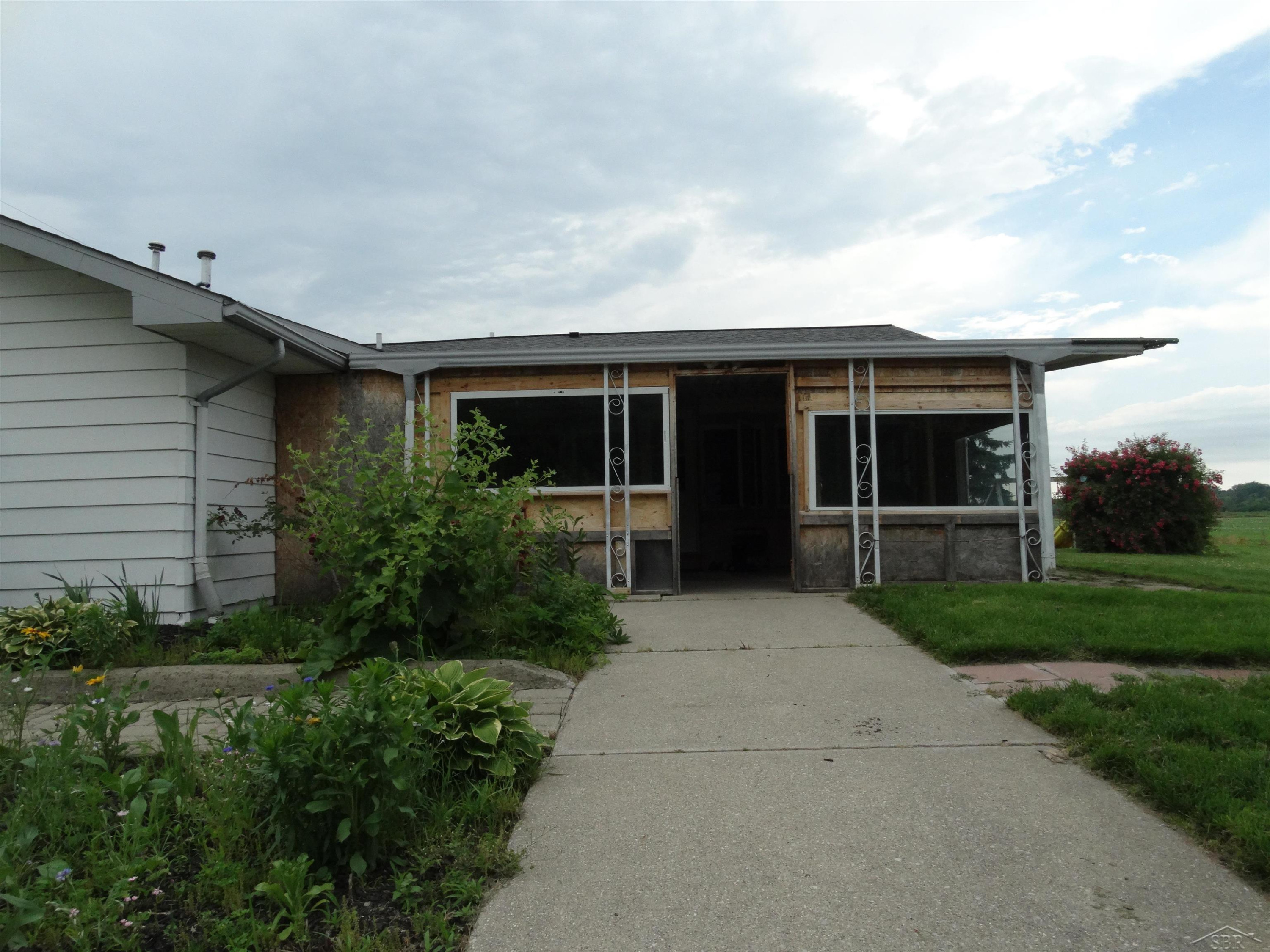 1570 Evon Road, Saginaw, MI 48601 — Photo 19