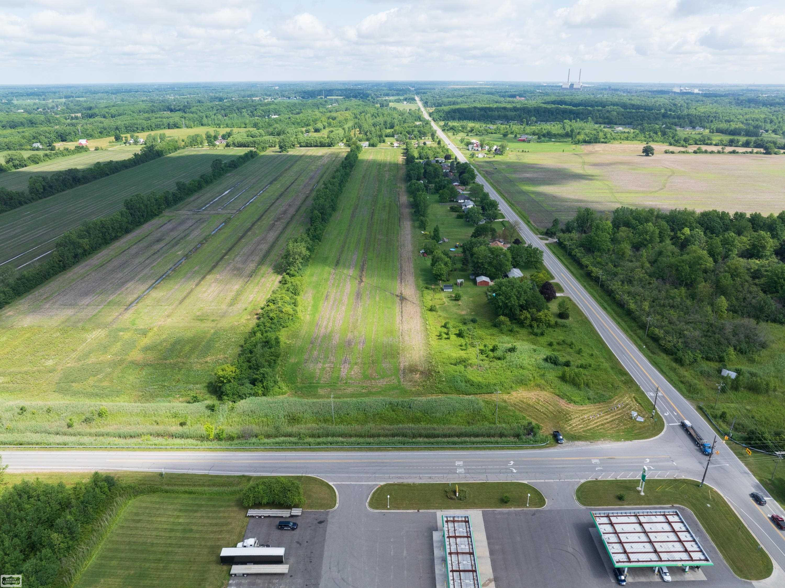 5010 Marine City Hwy Highway, MI — Photo 2