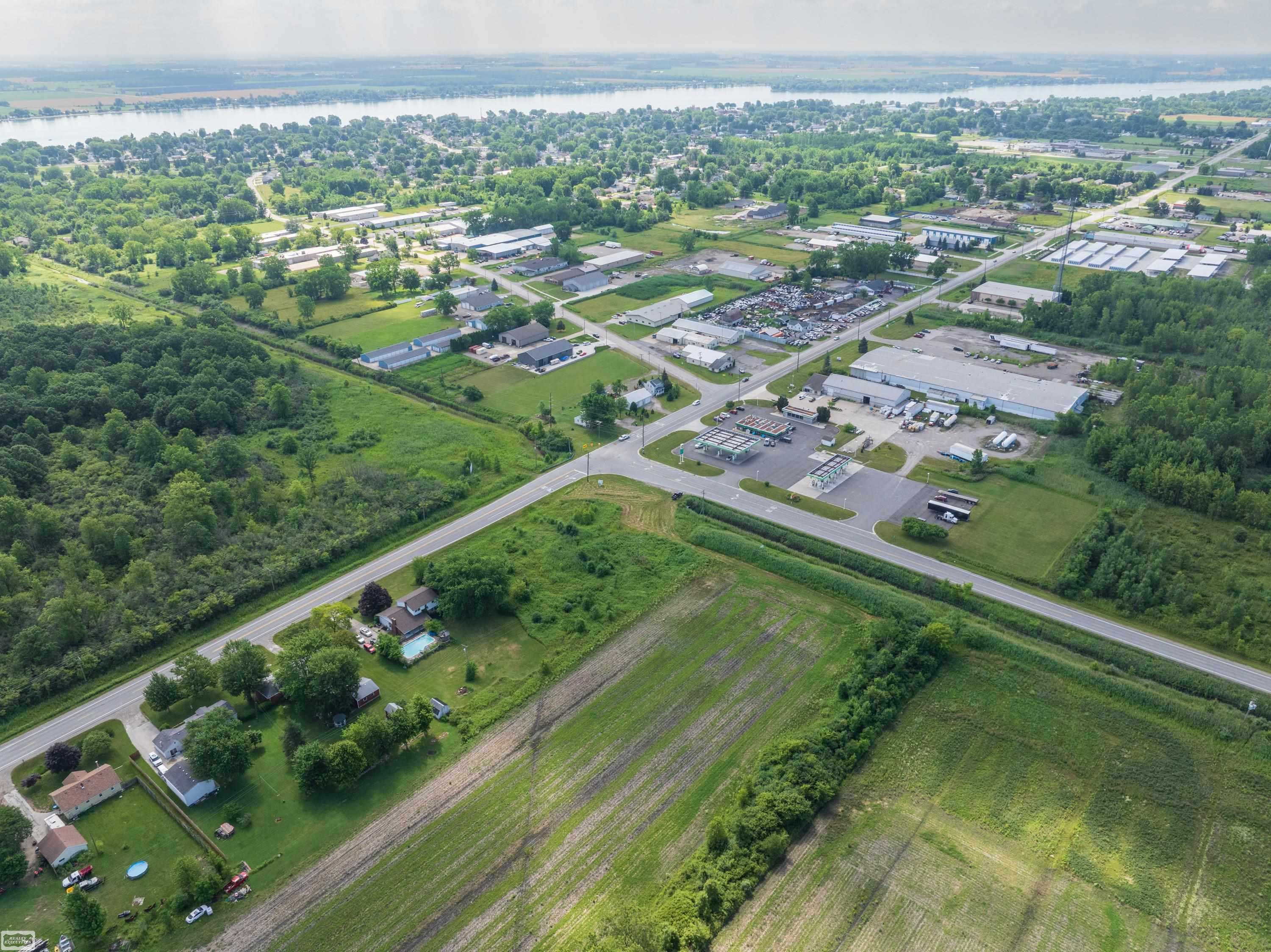 5010 Marine City Hwy Highway, MI — Photo 8