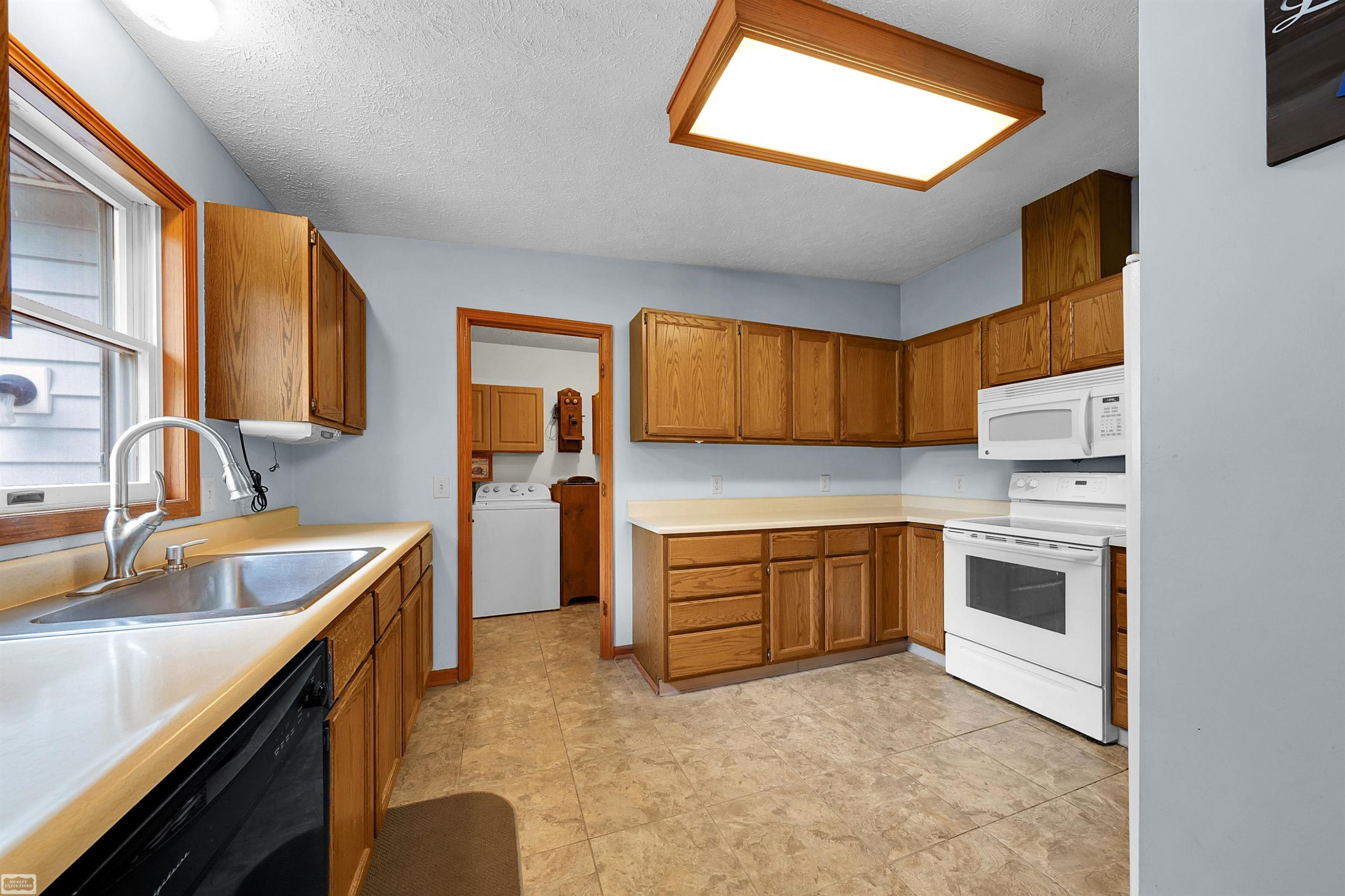 6219 Short Cut Road, MI — Photo 31