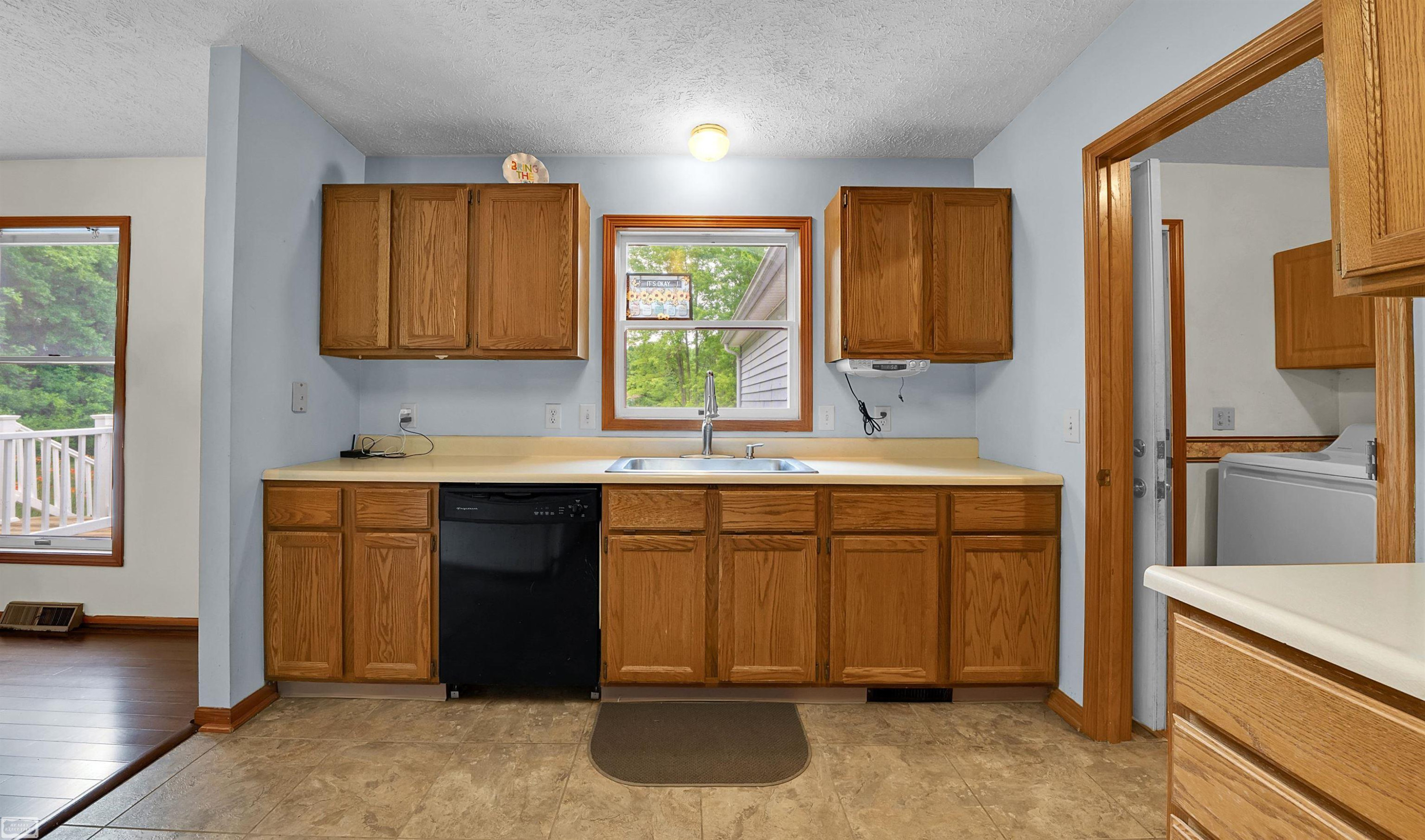 6219 Short Cut Road, MI — Photo 32