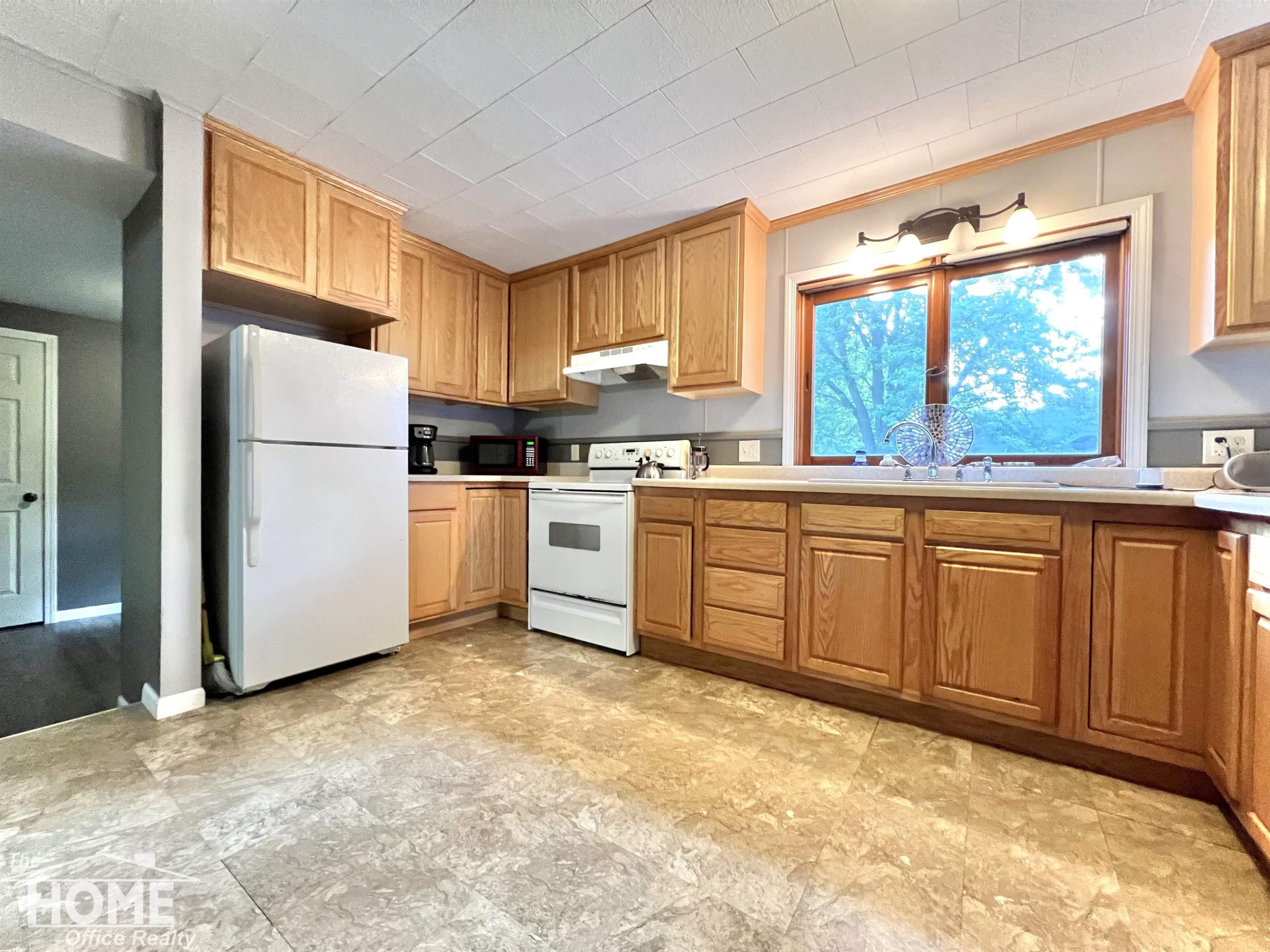 201 Mason Street, Chesaning, MI — Photo 11