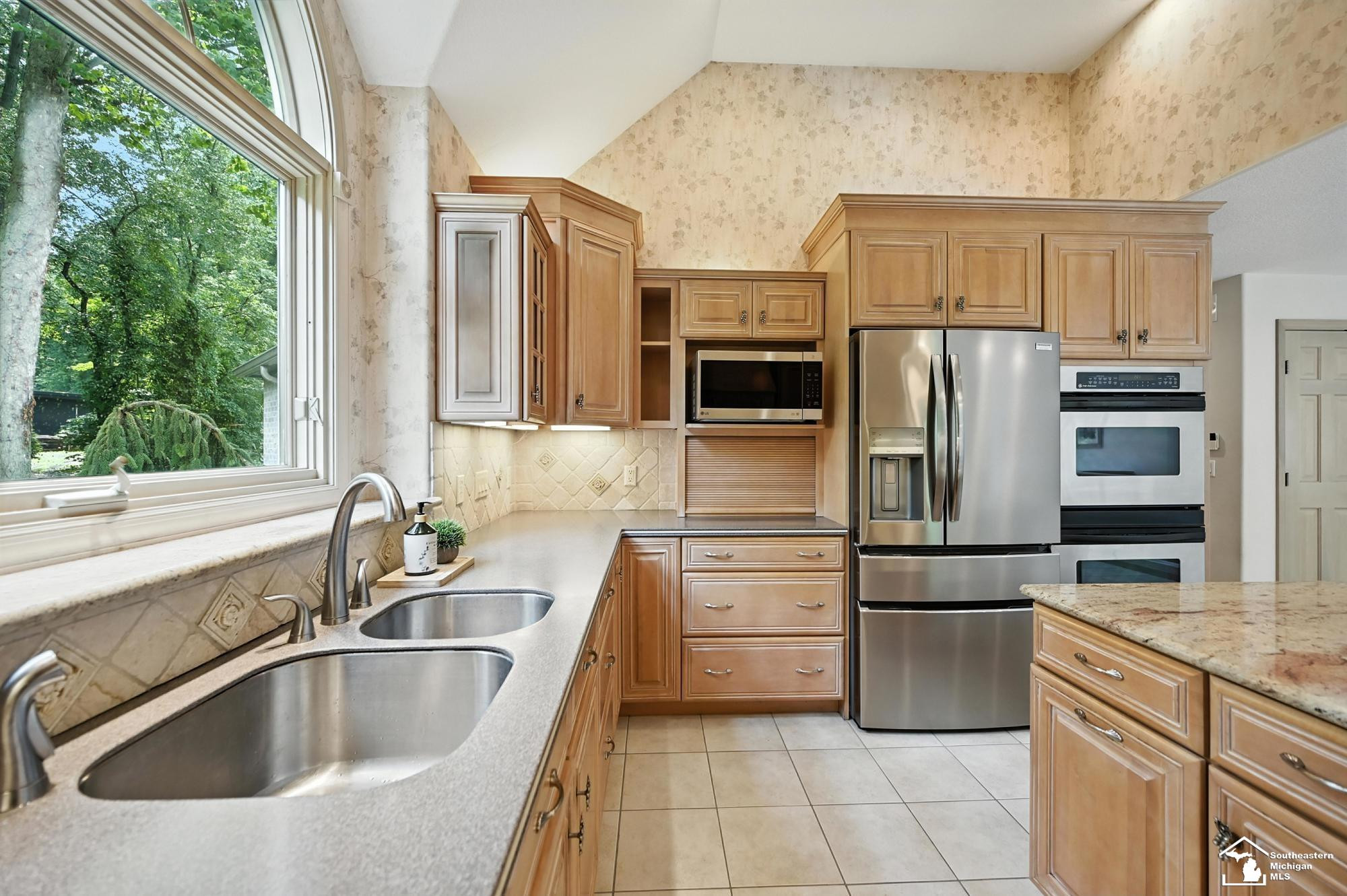 4174 Little Streams Trail, Lambertville, MI 48144 — Photo 30