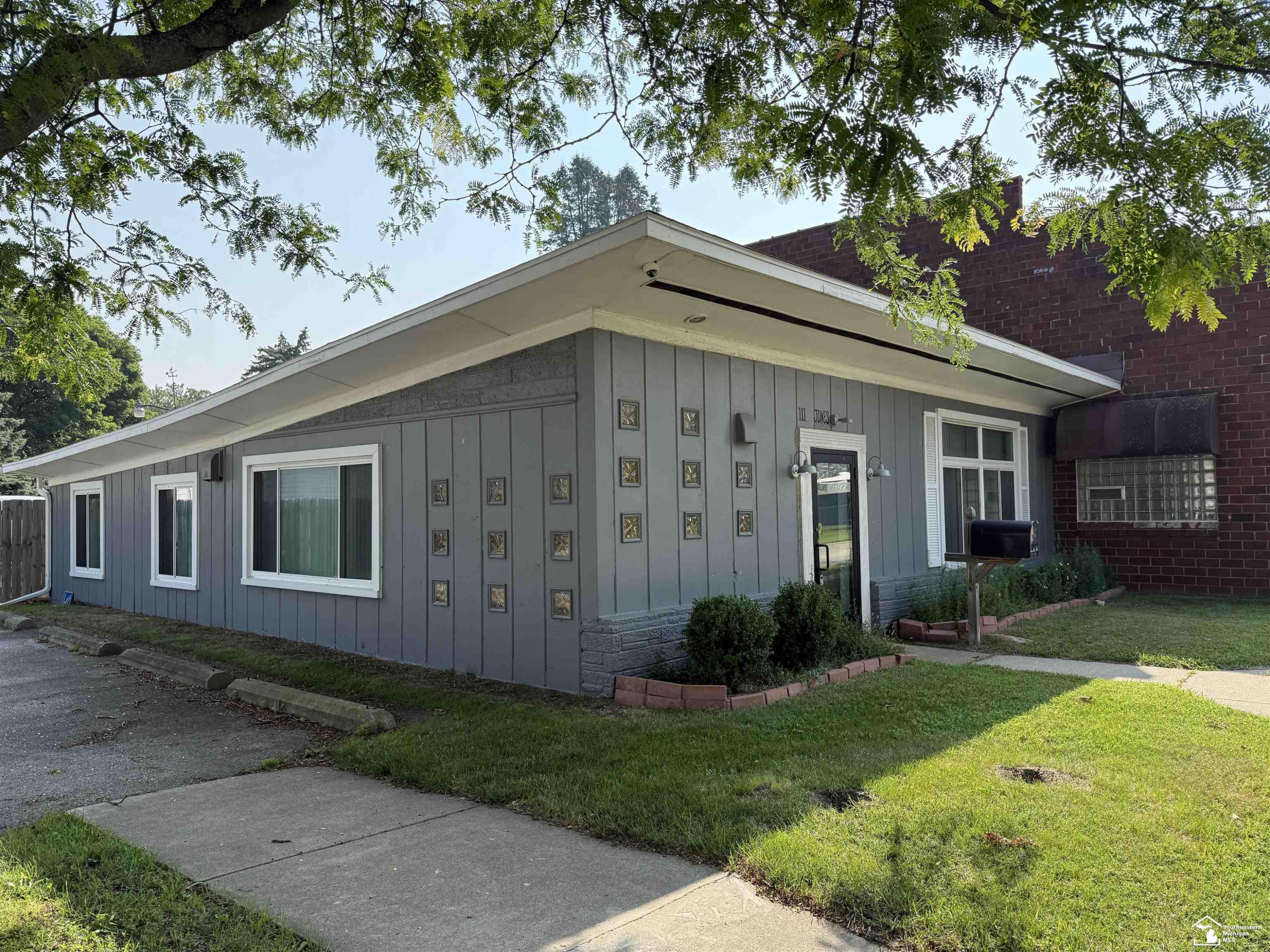111 Jones Avenue, Monroe, MI 48161