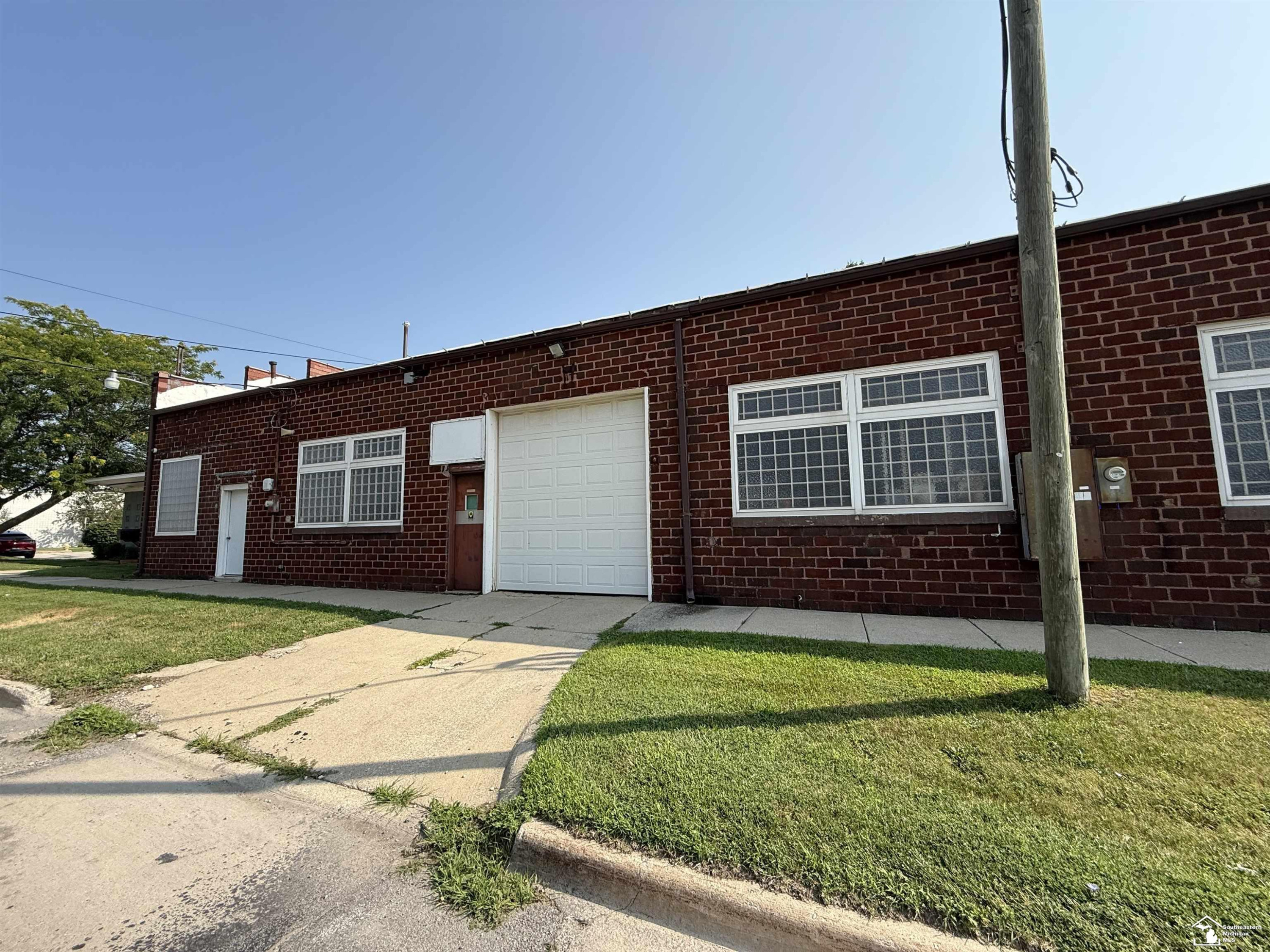 111 Jones Avenue, Monroe, MI 48161 — Photo 7
