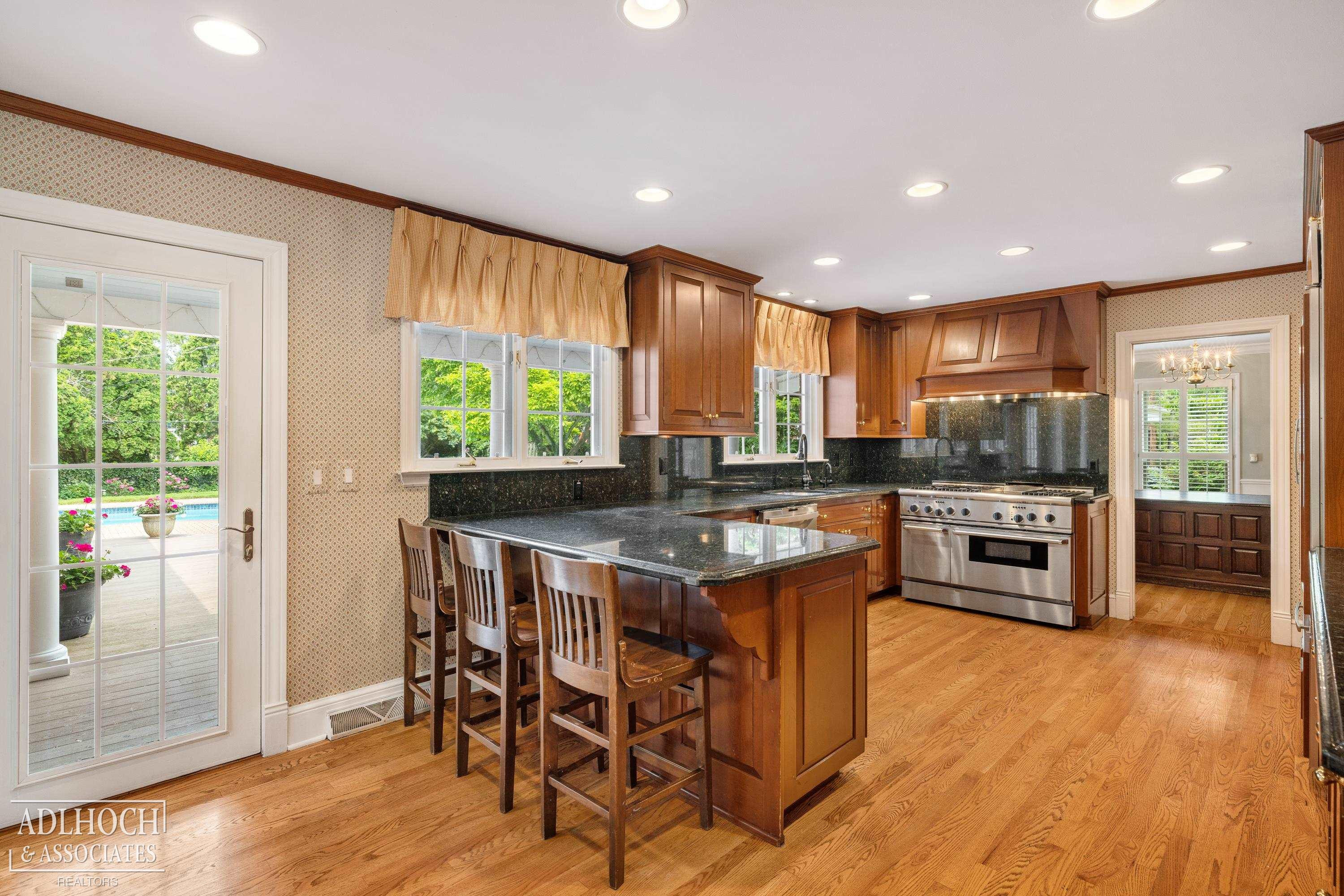 15345 Windmill Pointe Road, Grosse Pointe Park, MI 48230 — Photo 11