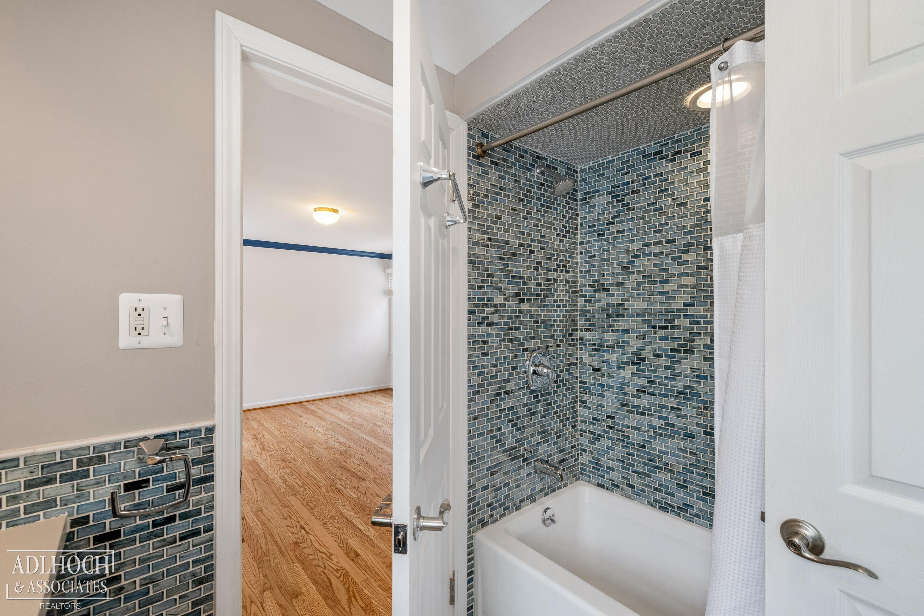 15345 Windmill Pointe Road, Grosse Pointe Park, MI 48230 — Photo 37