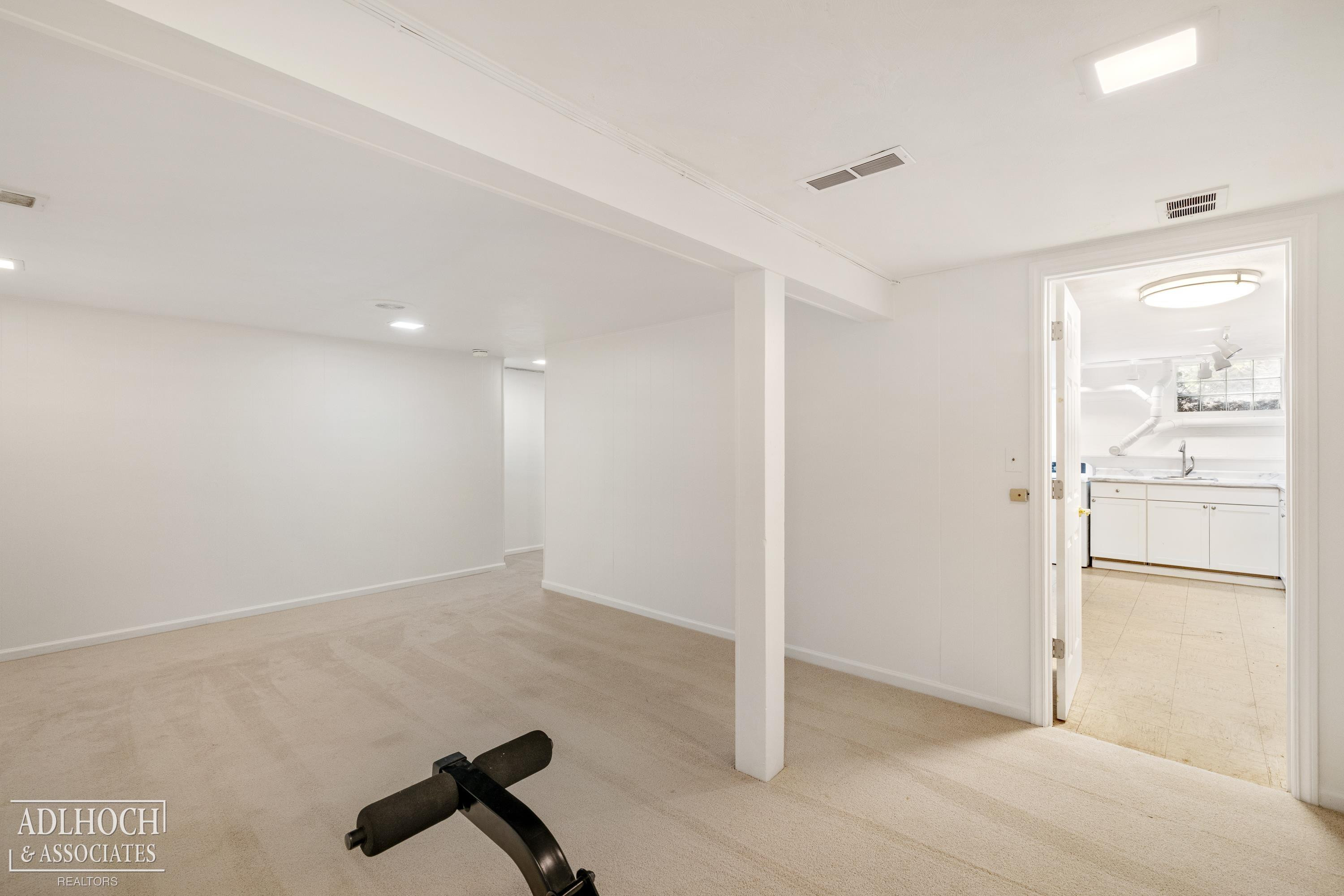 15345 Windmill Pointe Road, Grosse Pointe Park, MI 48230 — Photo 40