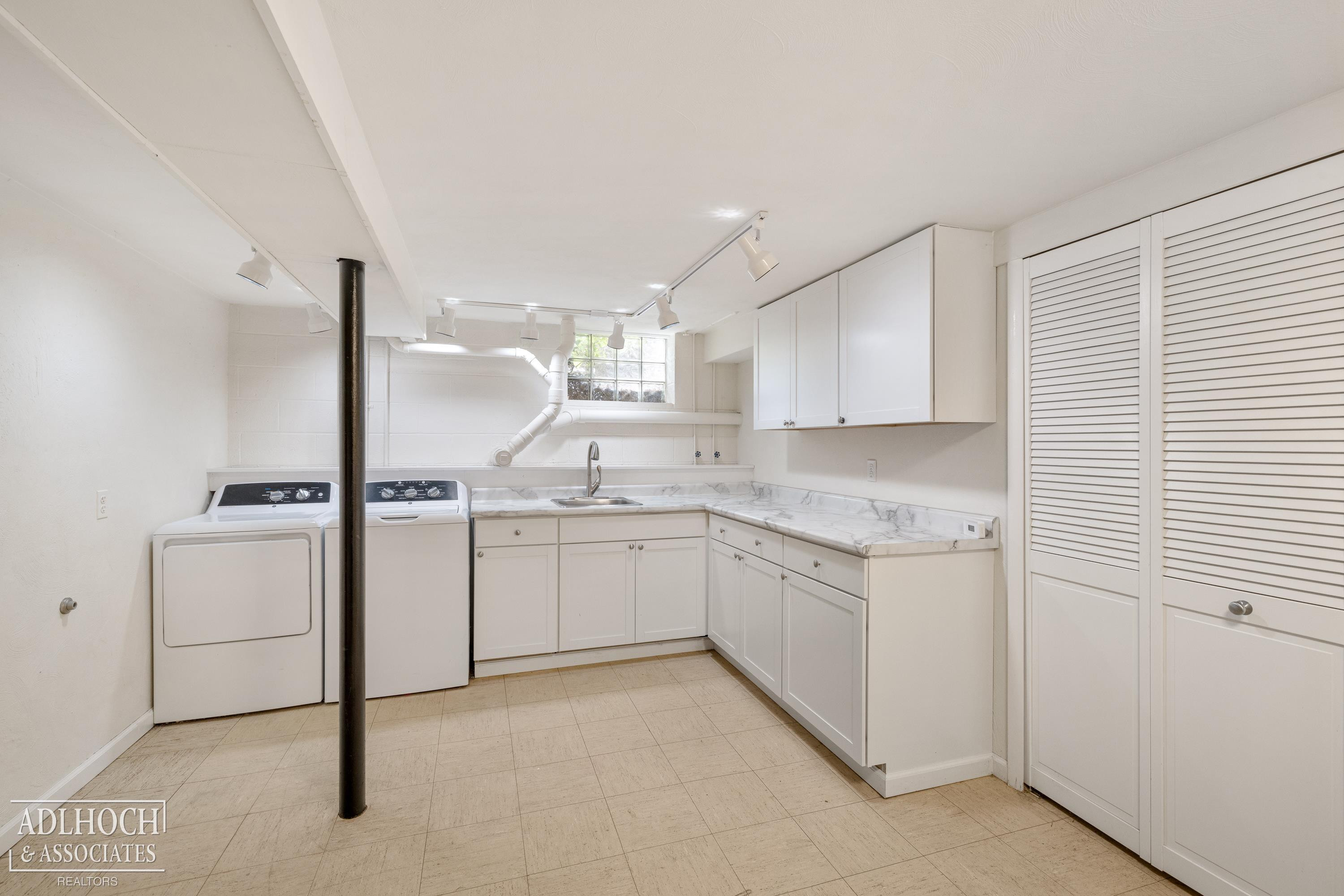 15345 Windmill Pointe Road, Grosse Pointe Park, MI 48230 — Photo 41