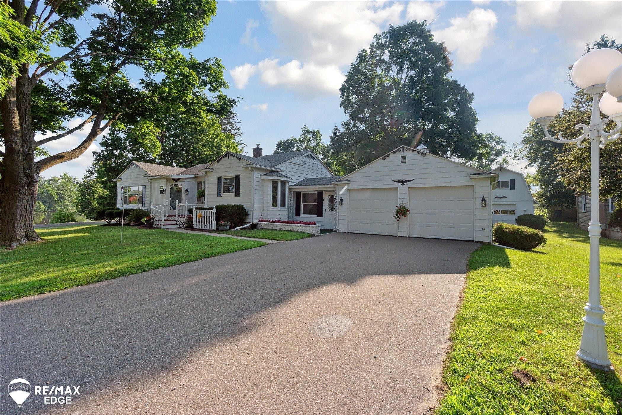 8145 Pine Street, MI — Photo 3