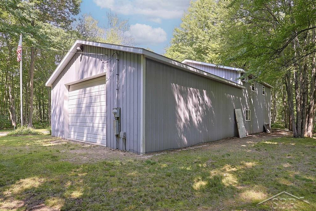 1957 E Nature Lane, Midland, MI 48640 — Photo 6