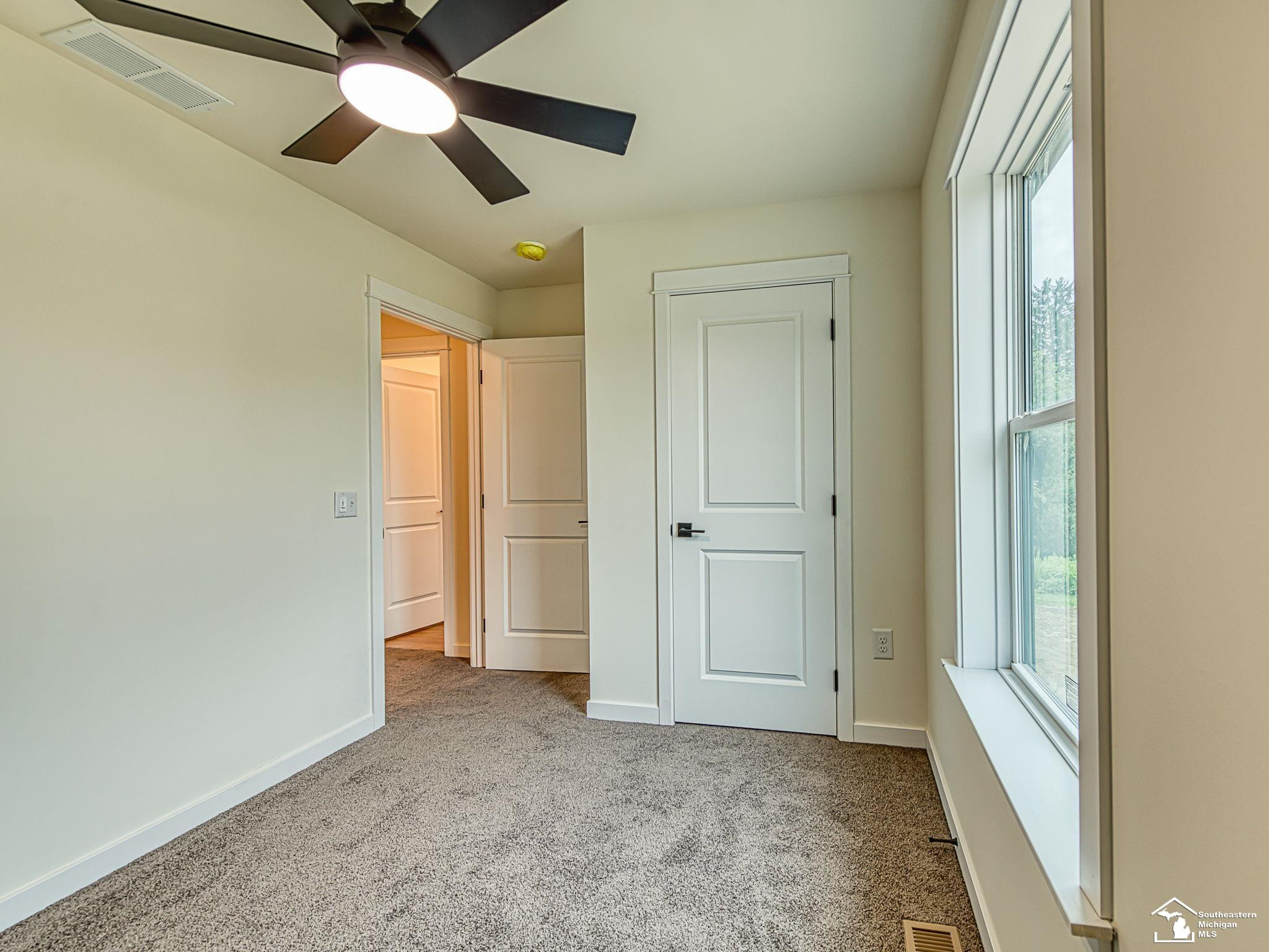 15604 Pine Street, Monroe, MI 48161 — Photo 11