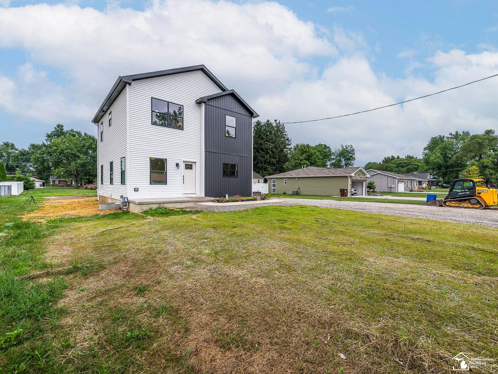 15604 Pine Street, Monroe, MI 48161 — Photo 29