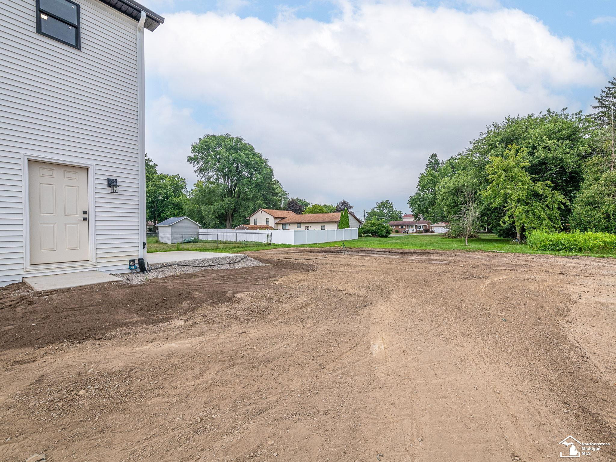 15604 Pine Street, Monroe, MI 48161 — Photo 30
