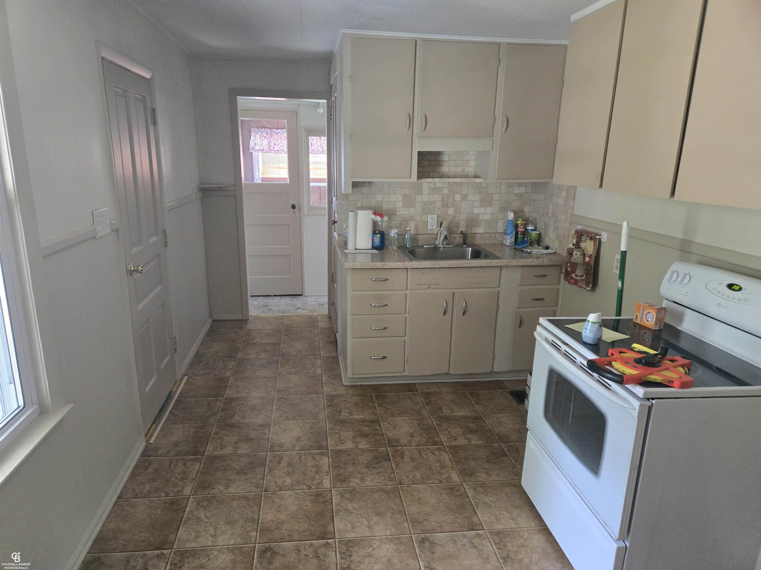 4745 Sheridan Road, Emmett, MI 48022 — Photo 5