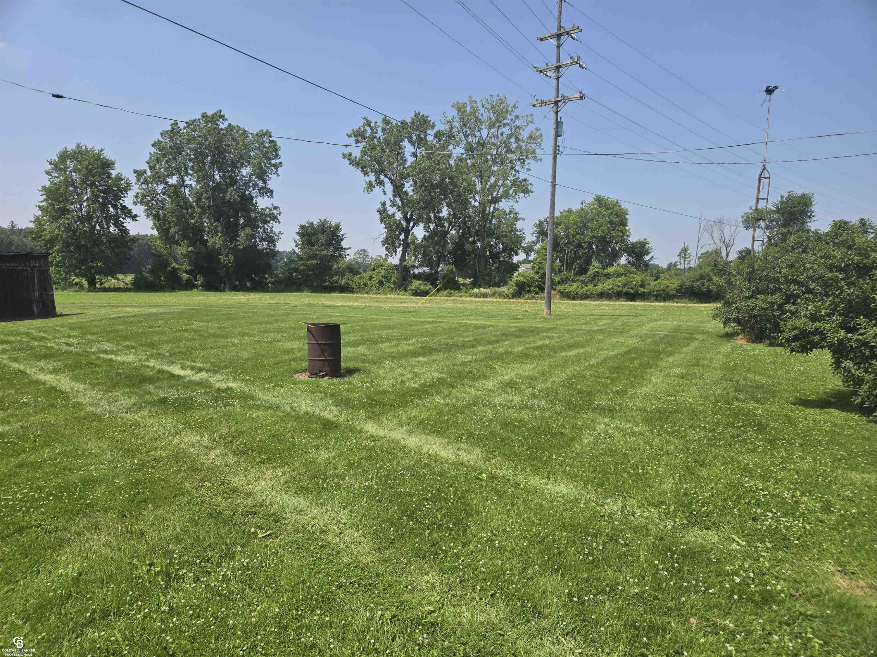 4745 Sheridan Road, Emmett, MI 48022 — Photo 18