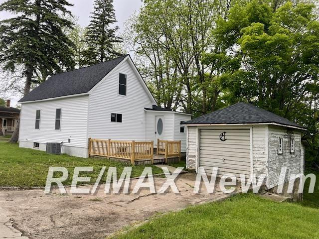 127 W Bush Street, Caro, MI 48723 — Photo 4