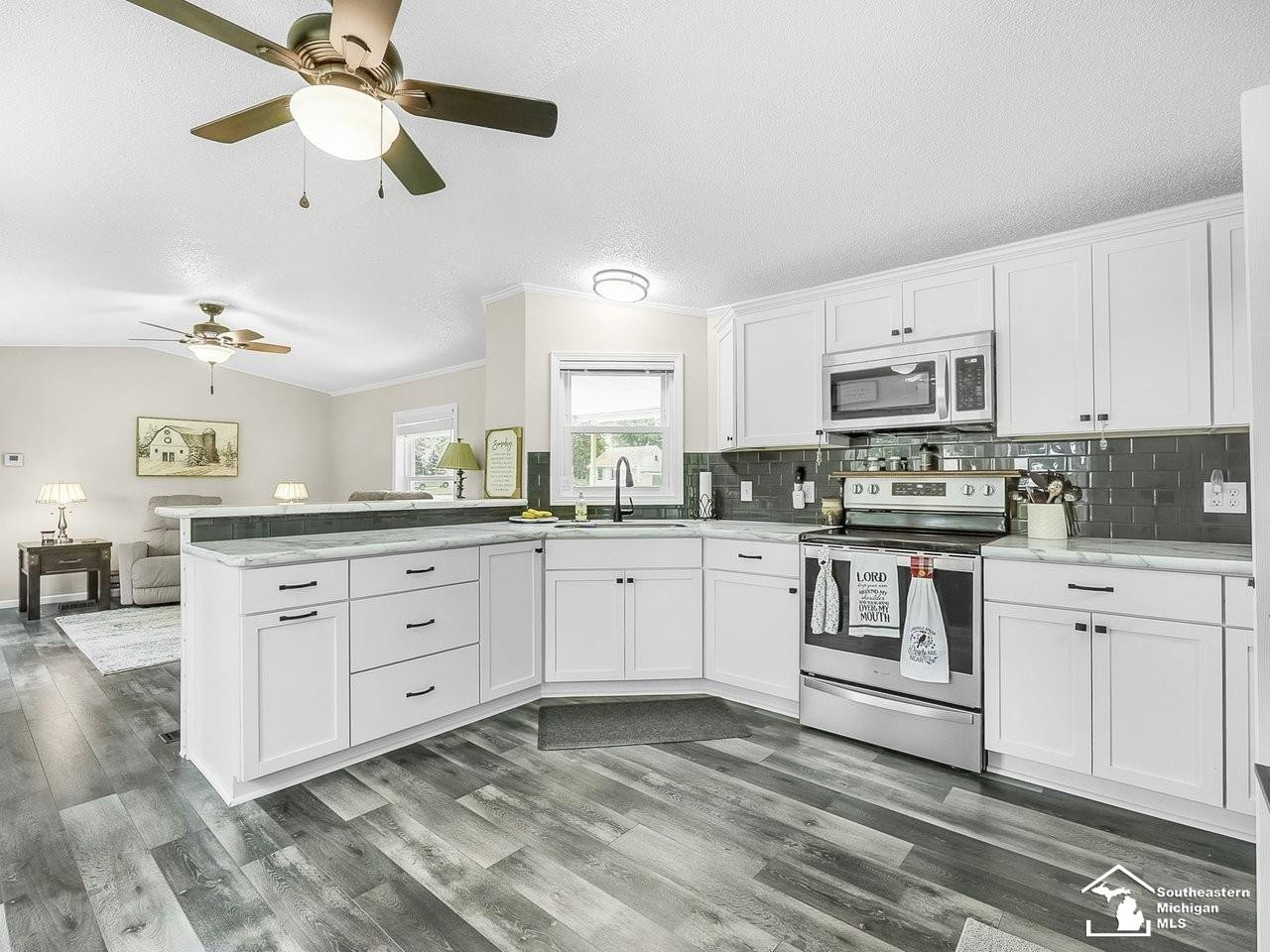 9122 Perry Road, Erie, MI — Photo 14
