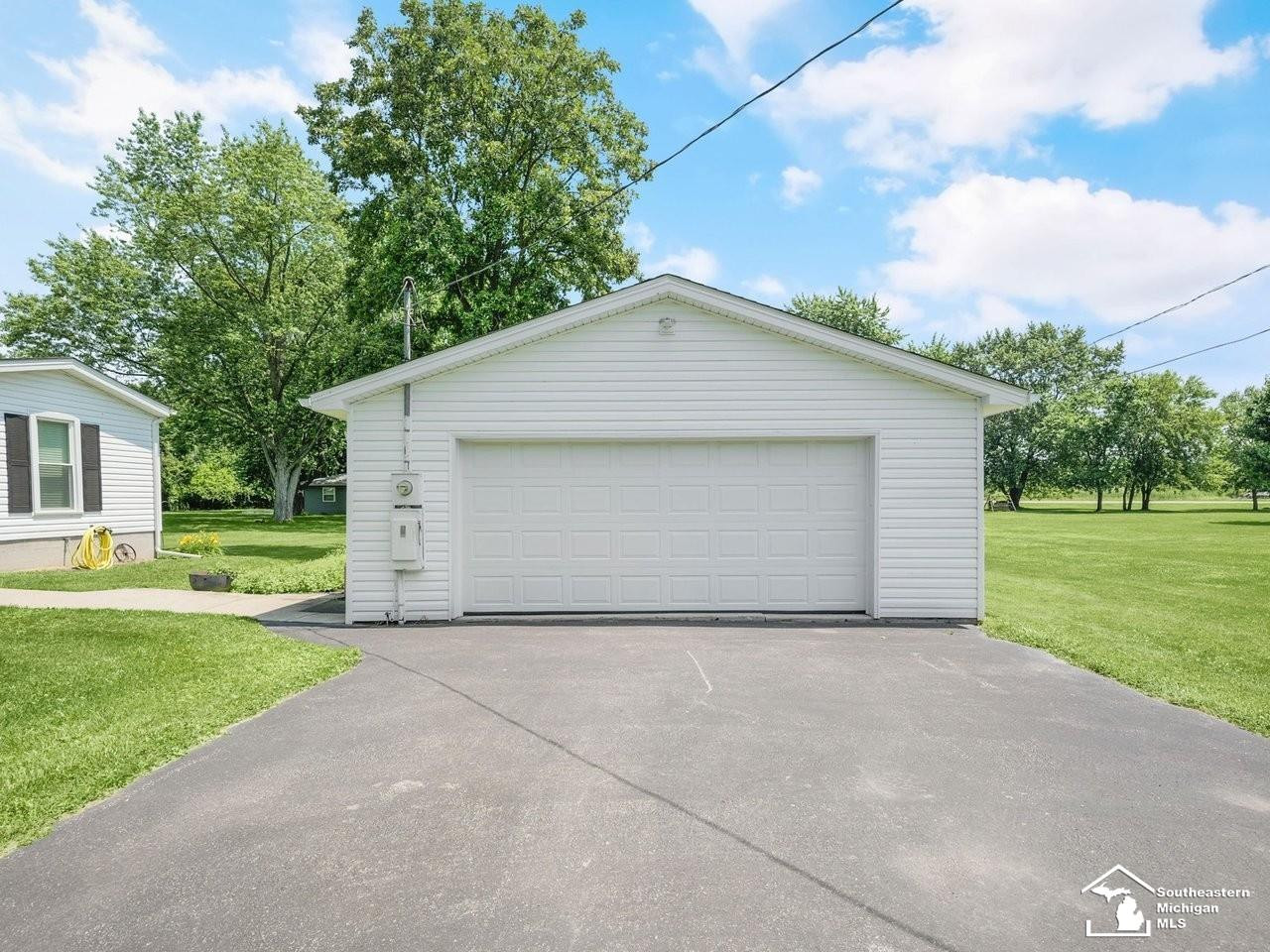 9122 Perry Road, Erie, MI — Photo 33