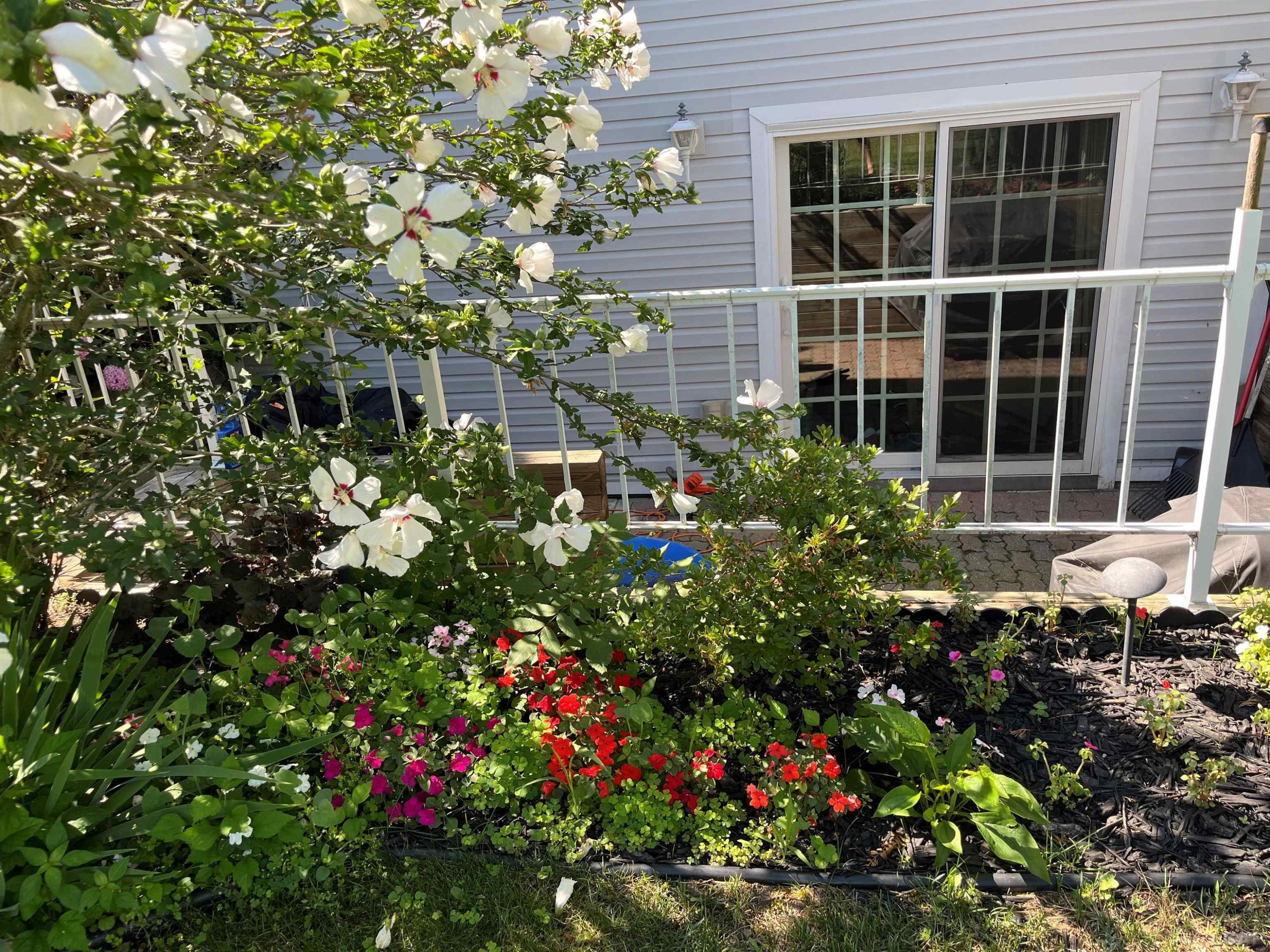 516 River Pointe Circle, Milan, MI — Photo 24