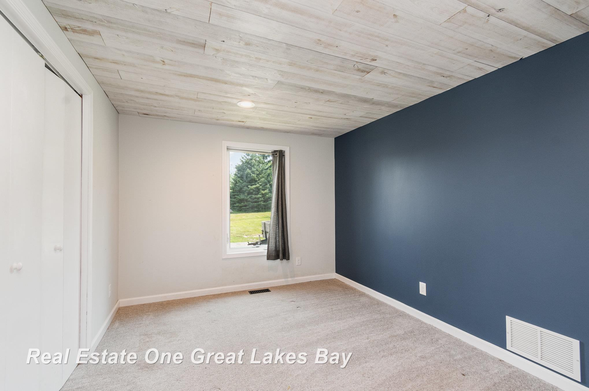 1462 McGregor Road, Vanderbilt, MI 49795 — Photo 12
