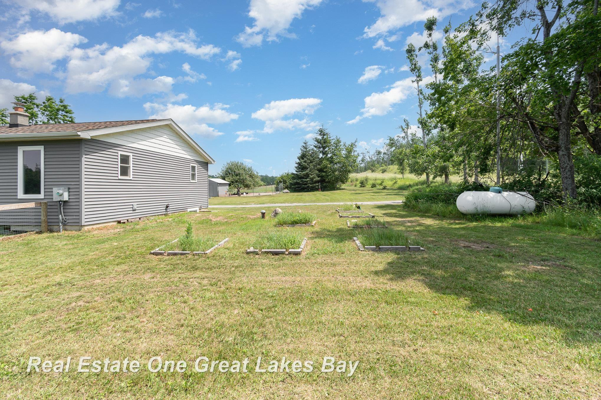 1462 McGregor Road, Vanderbilt, MI 49795 — Photo 31