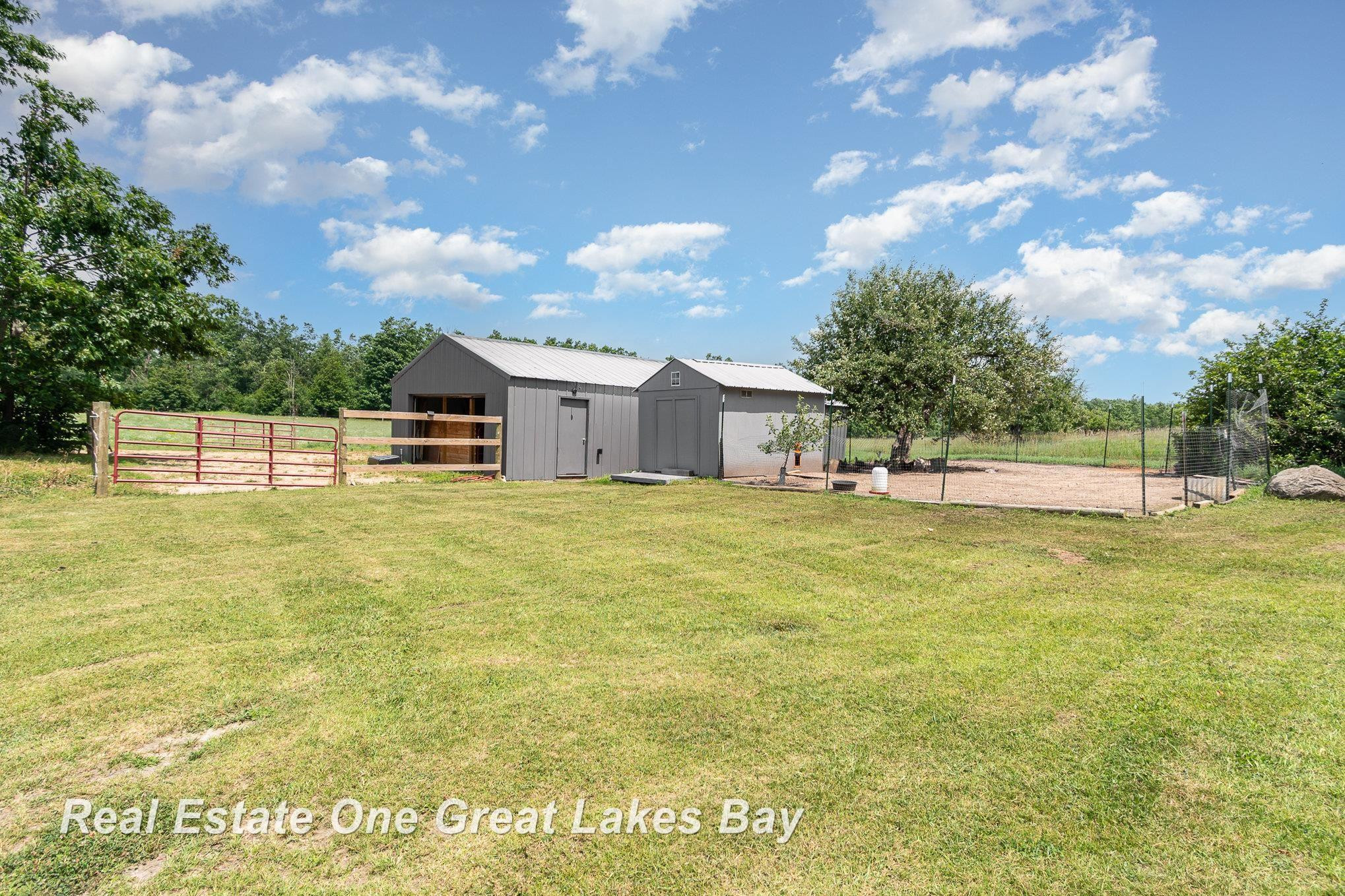 1462 McGregor Road, Vanderbilt, MI 49795 — Photo 32