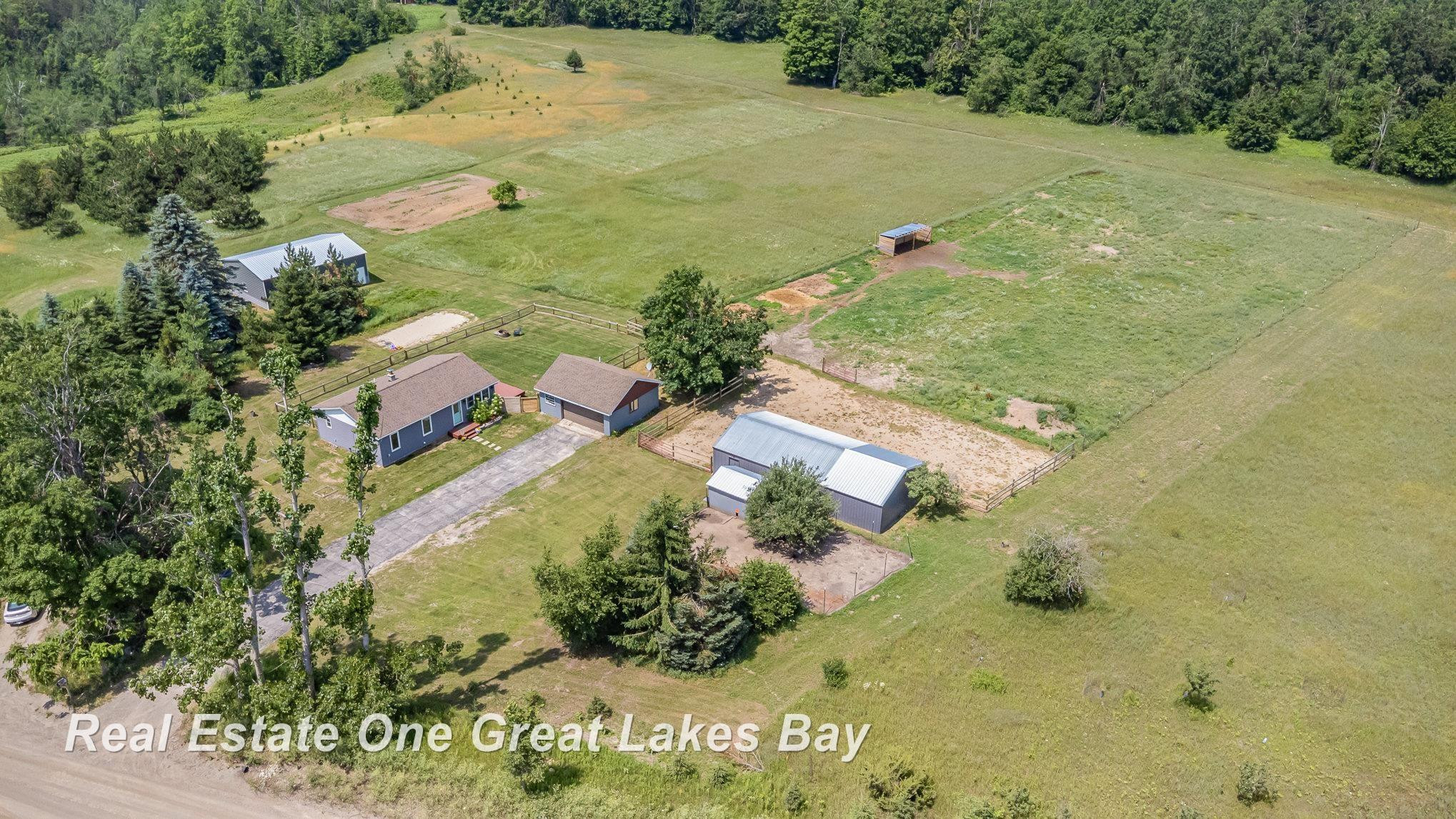 1462 McGregor Road, Vanderbilt, MI 49795 — Photo 39