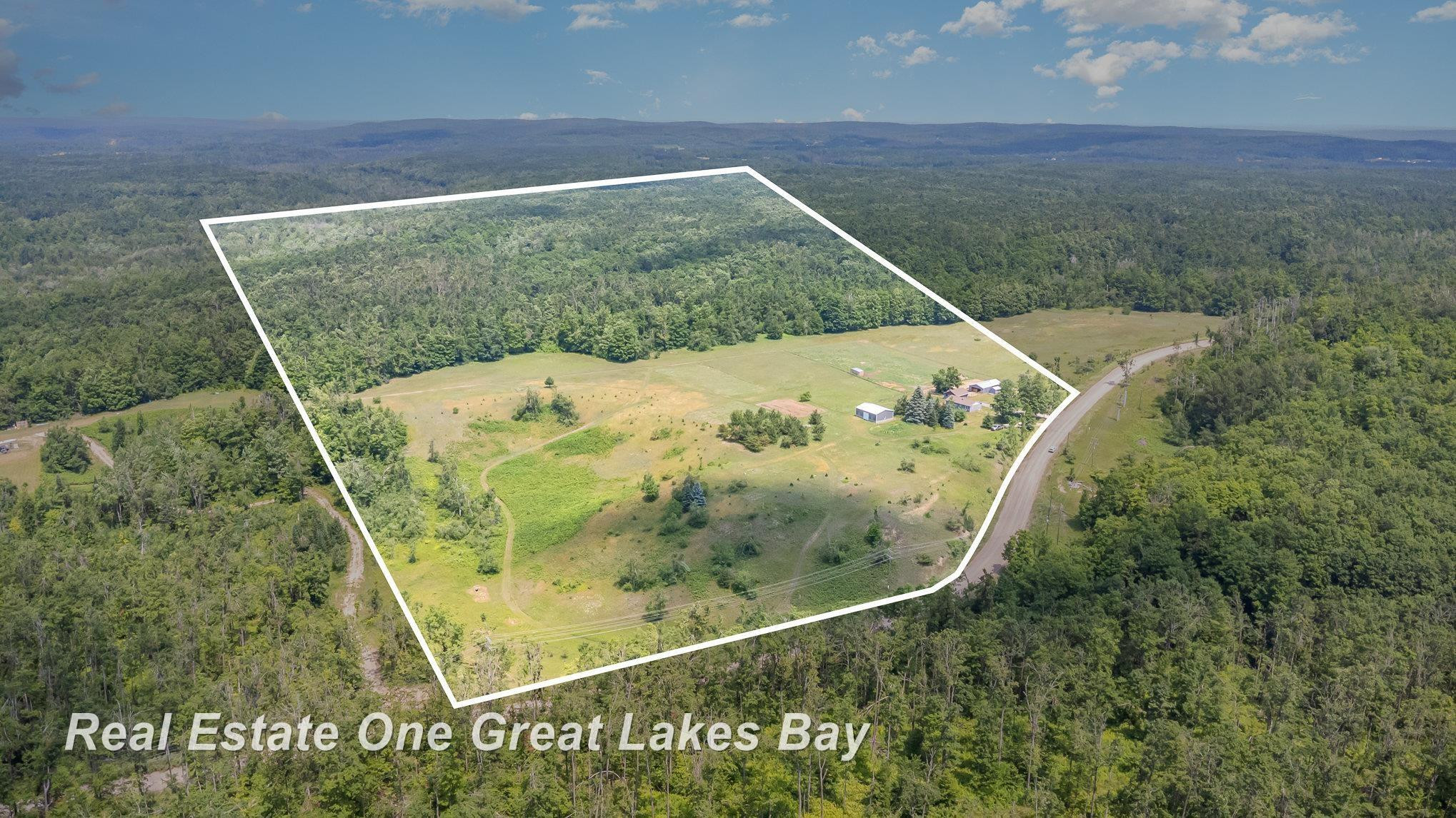 1462 McGregor Road, Vanderbilt, MI 49795 — Photo 41