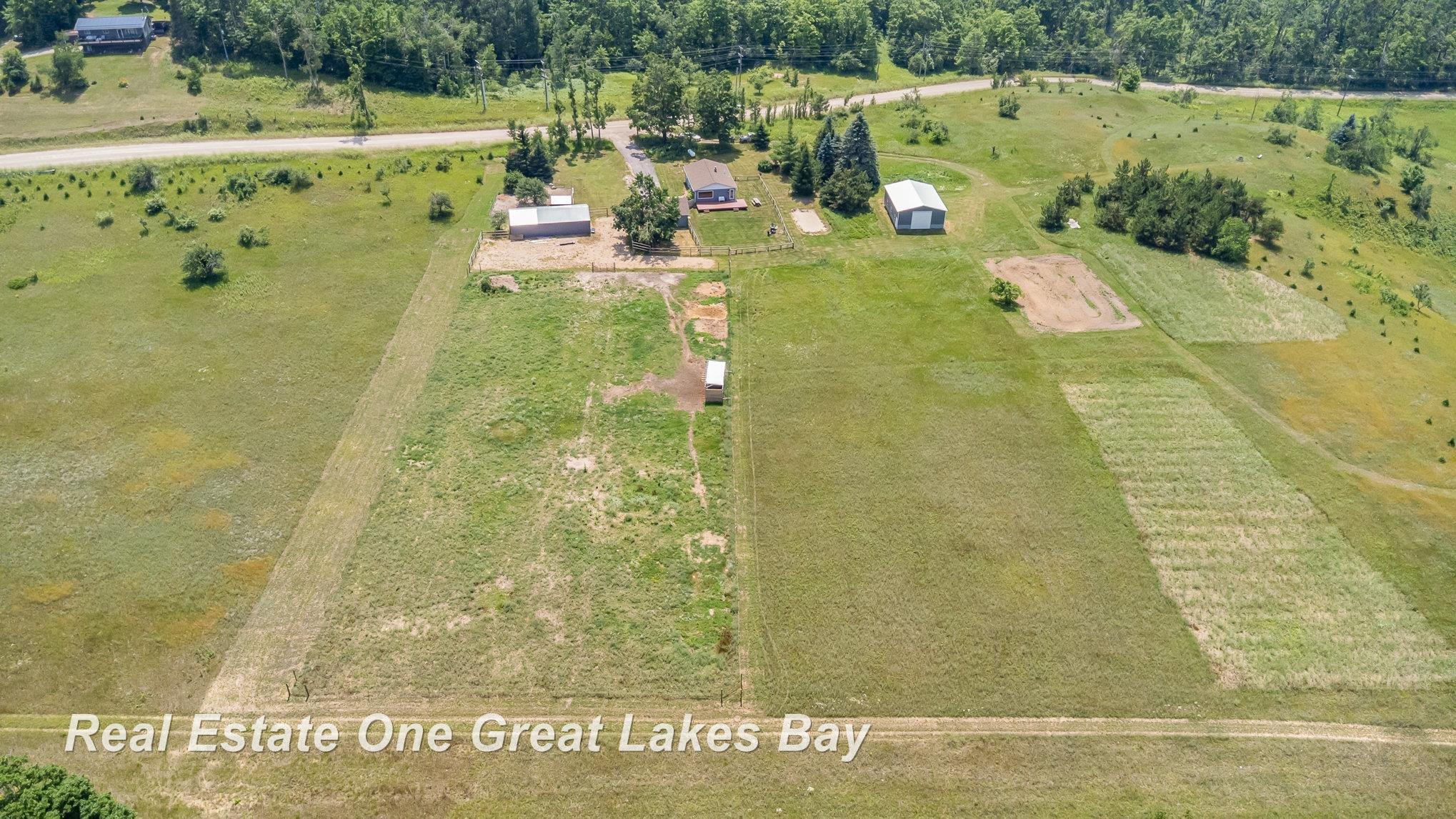 1462 McGregor Road, Vanderbilt, MI 49795 — Photo 43