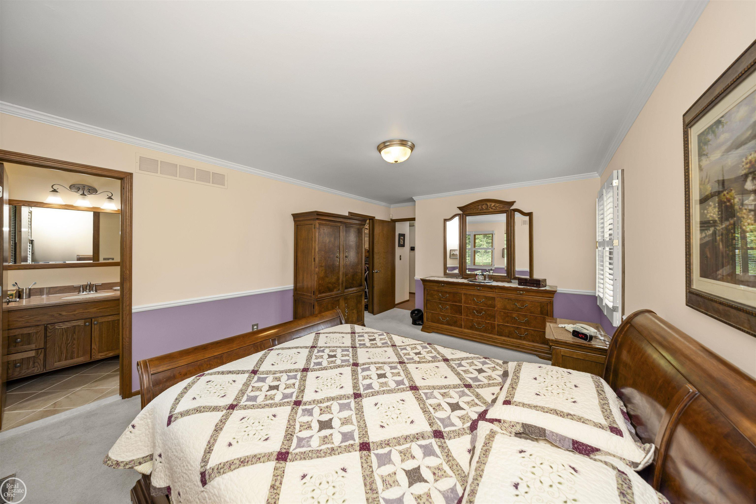 40920 Knightsford Drive, Northville, MI 48168 — Photo 25