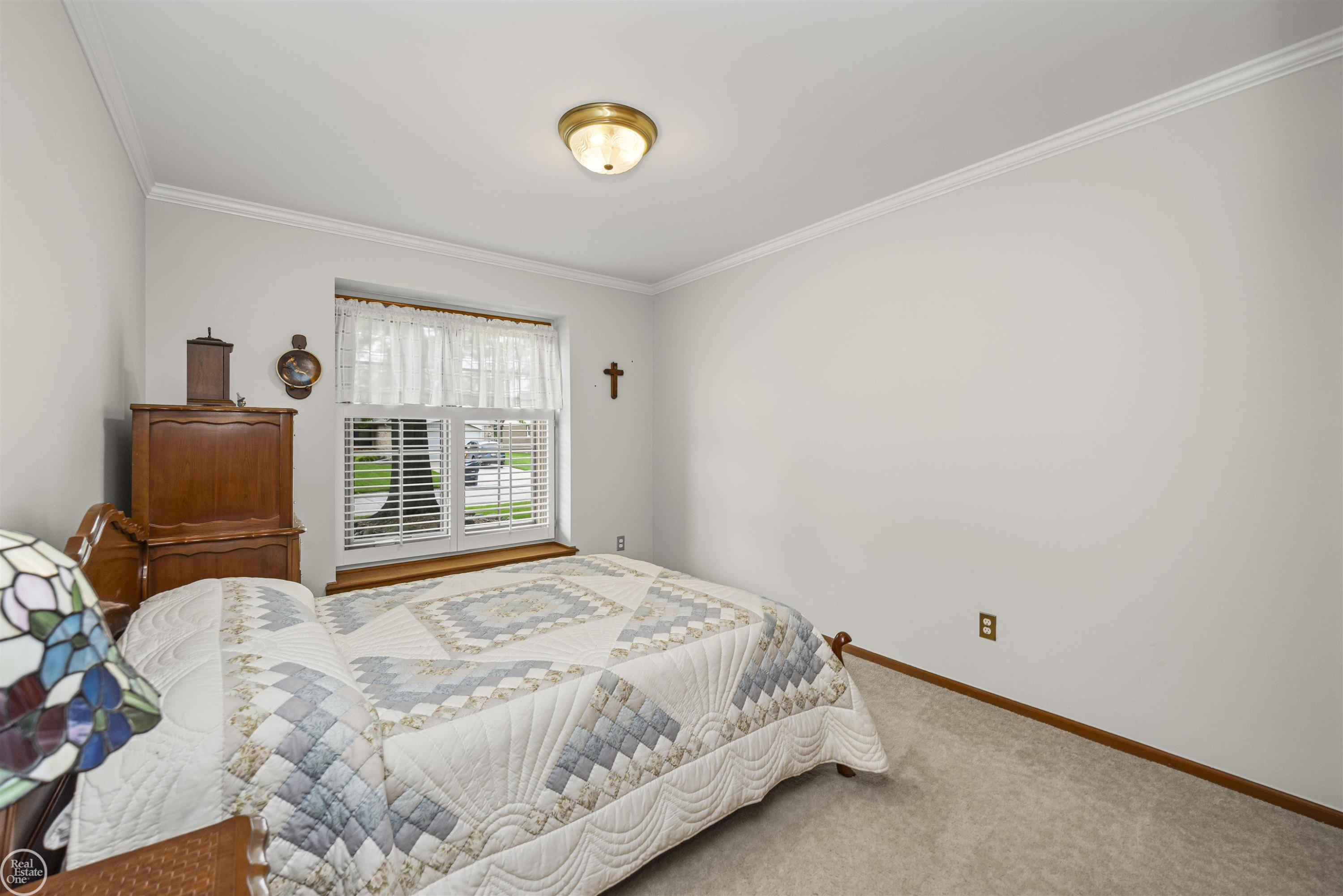 40920 Knightsford Drive, Northville, MI 48168 — Photo 29