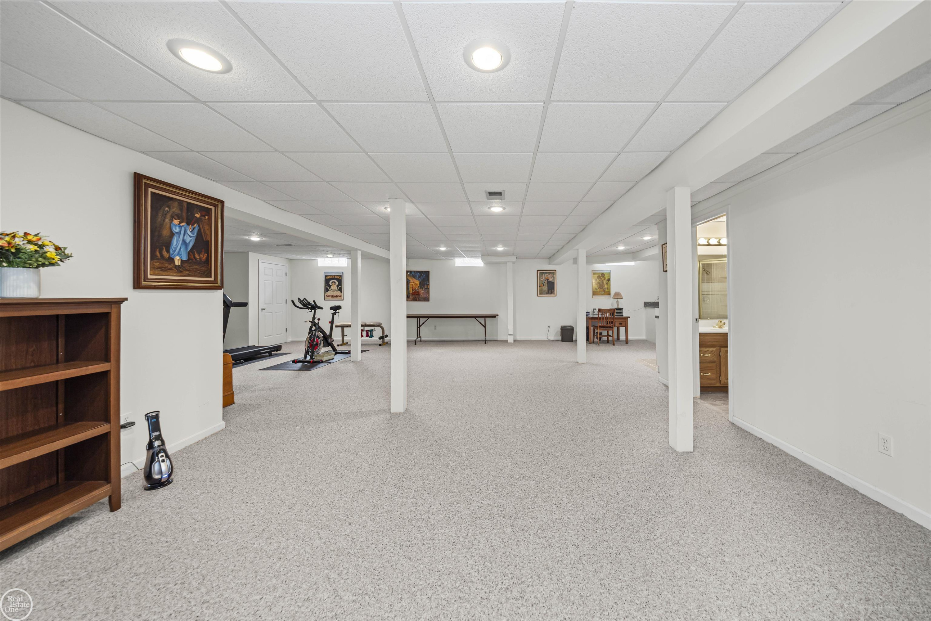 40920 Knightsford Drive, Northville, MI 48168 — Photo 31