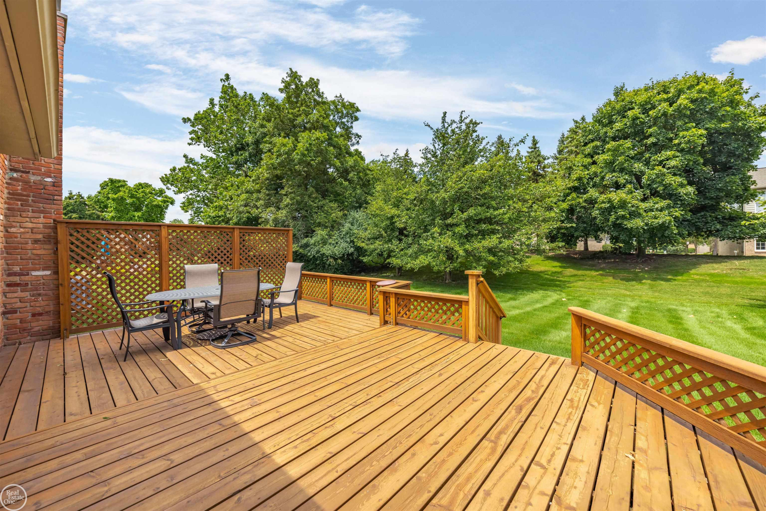40920 Knightsford Drive, Northville, MI 48168 — Photo 44