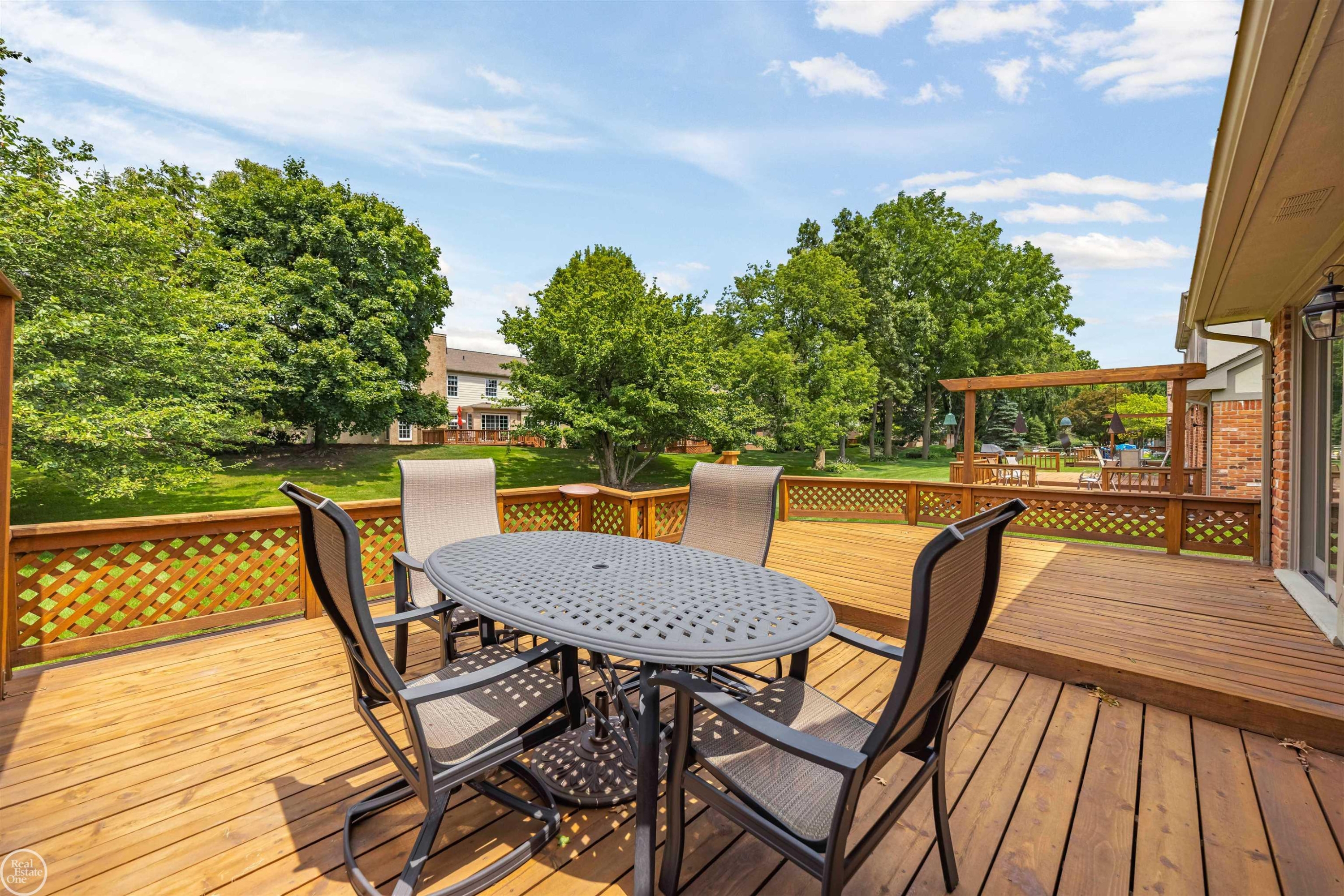 40920 Knightsford Drive, Northville, MI 48168 — Photo 46