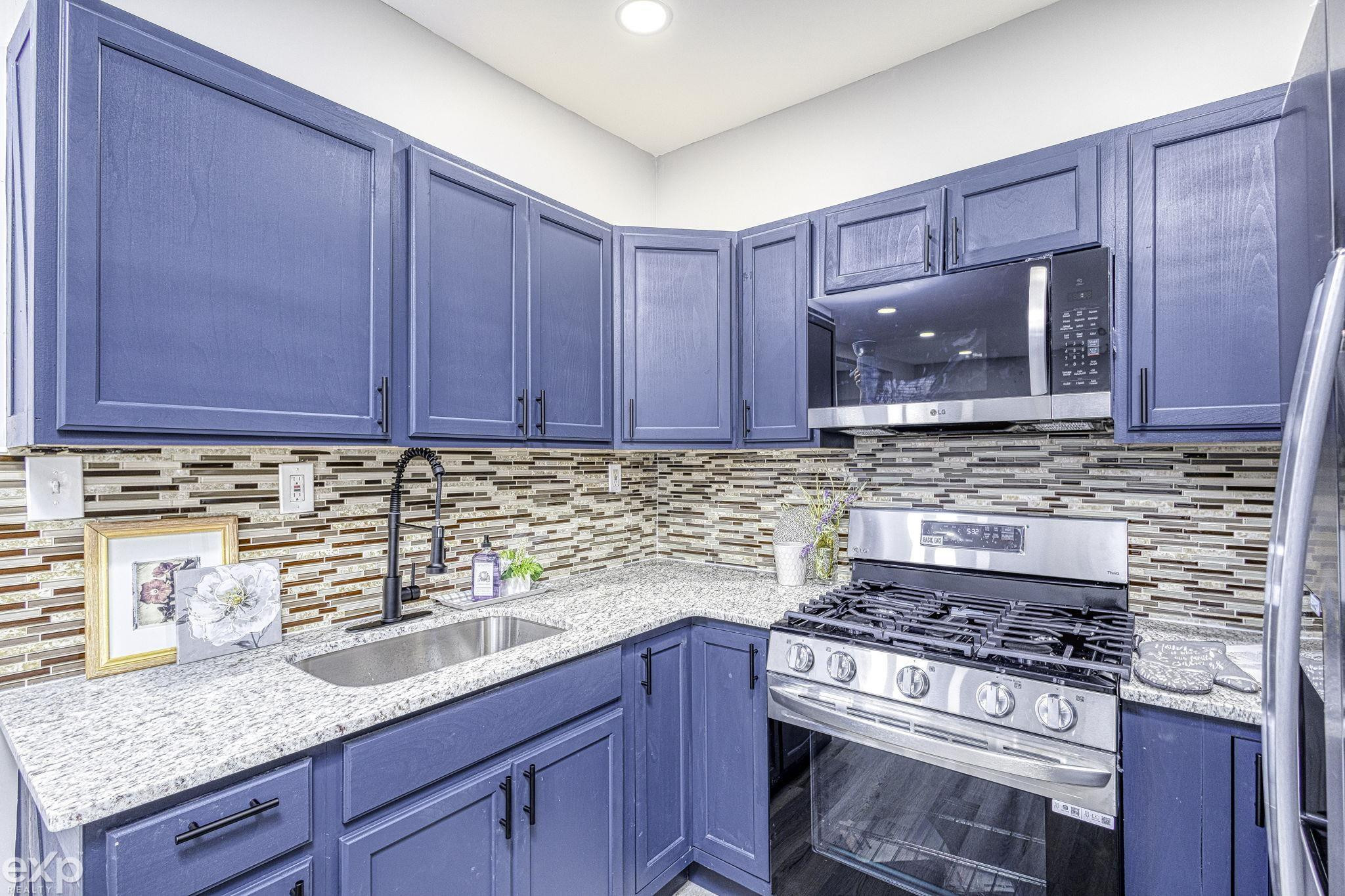 2665 Columbus Street, Detroit, MI 48206 — Photo 17