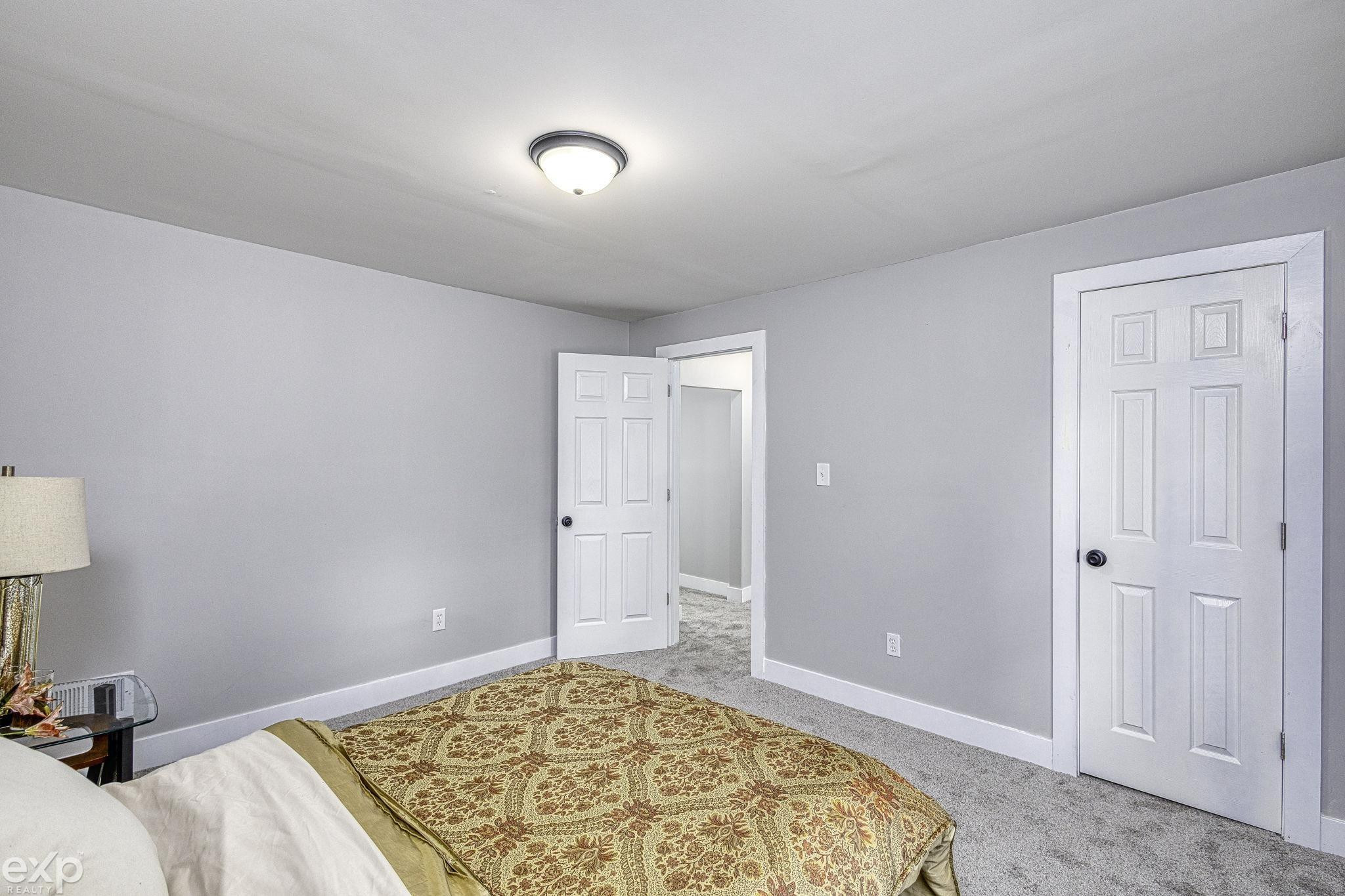 2665 Columbus Street, Detroit, MI 48206 — Photo 26