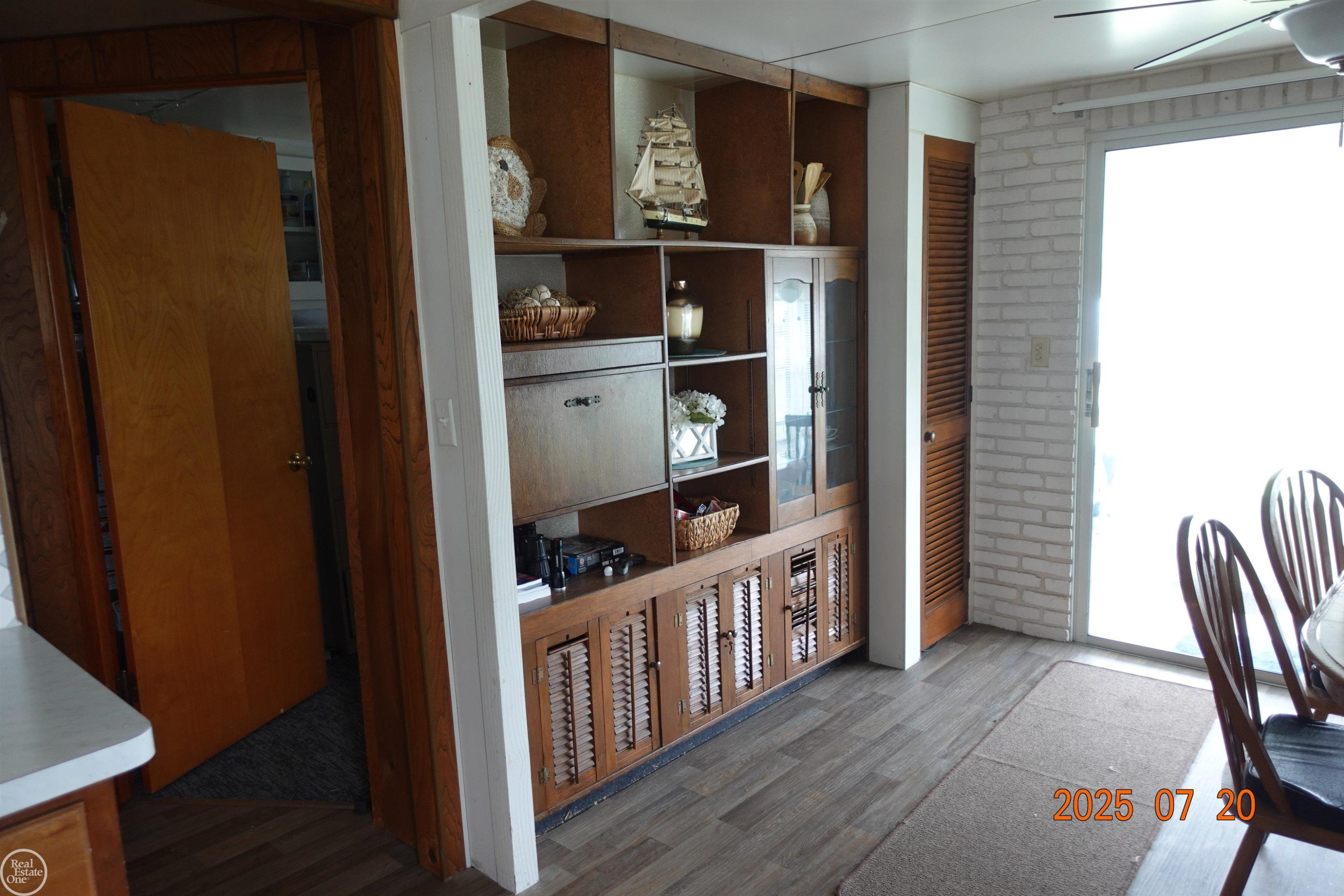 8459 DIXIE Highway, MI — Photo 26