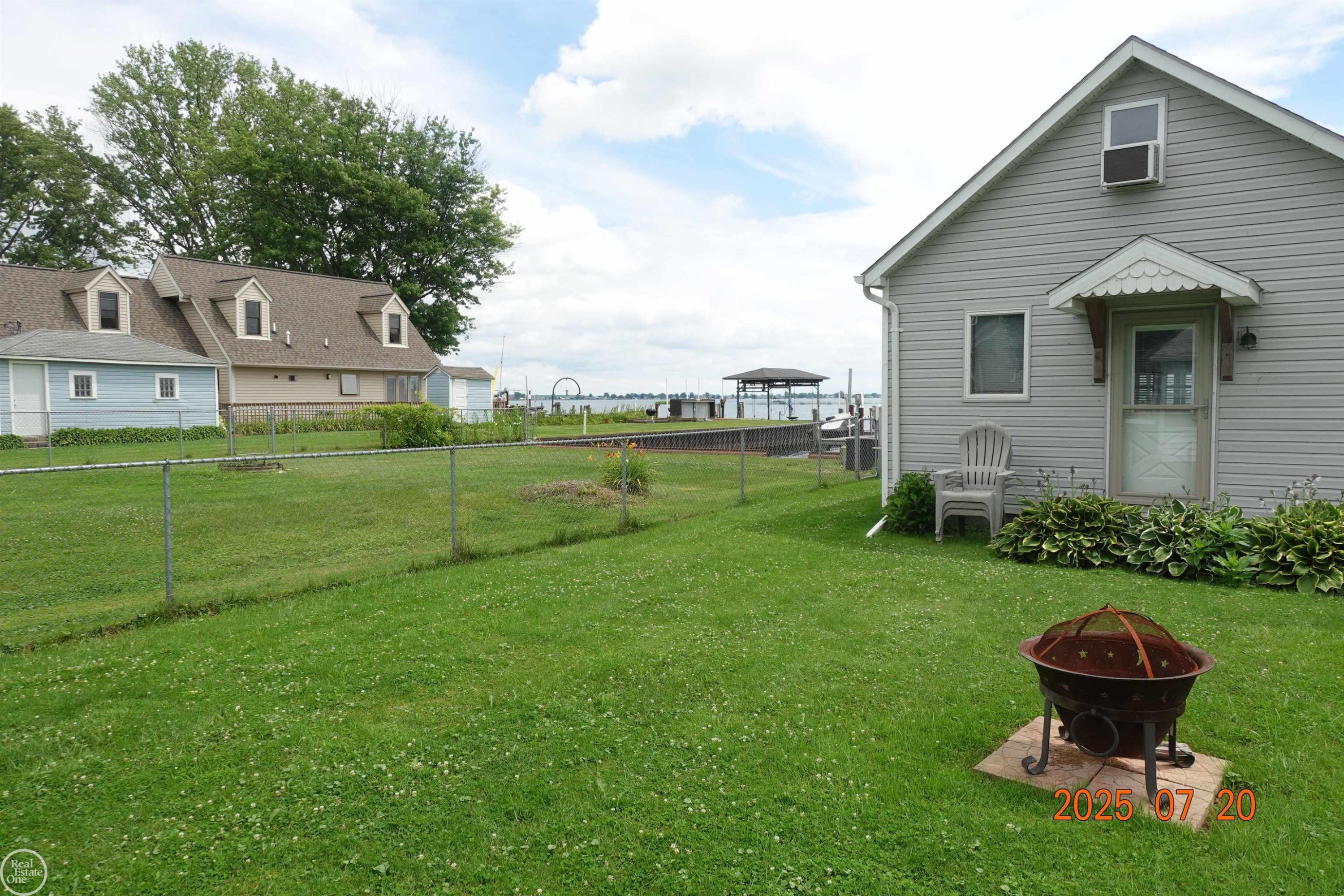 8459 DIXIE Highway, MI — Photo 40