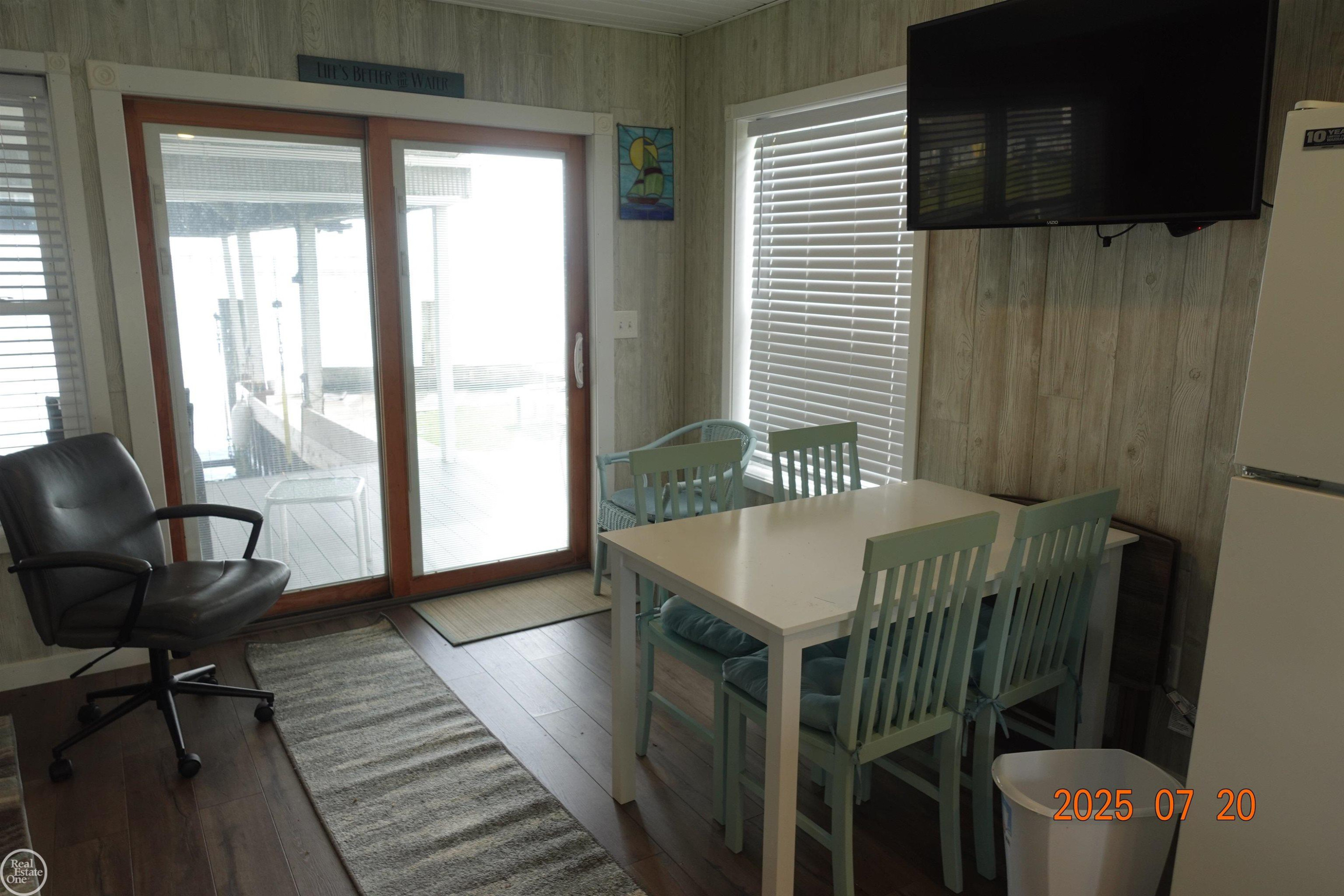 8459 DIXIE Highway, MI — Photo 46
