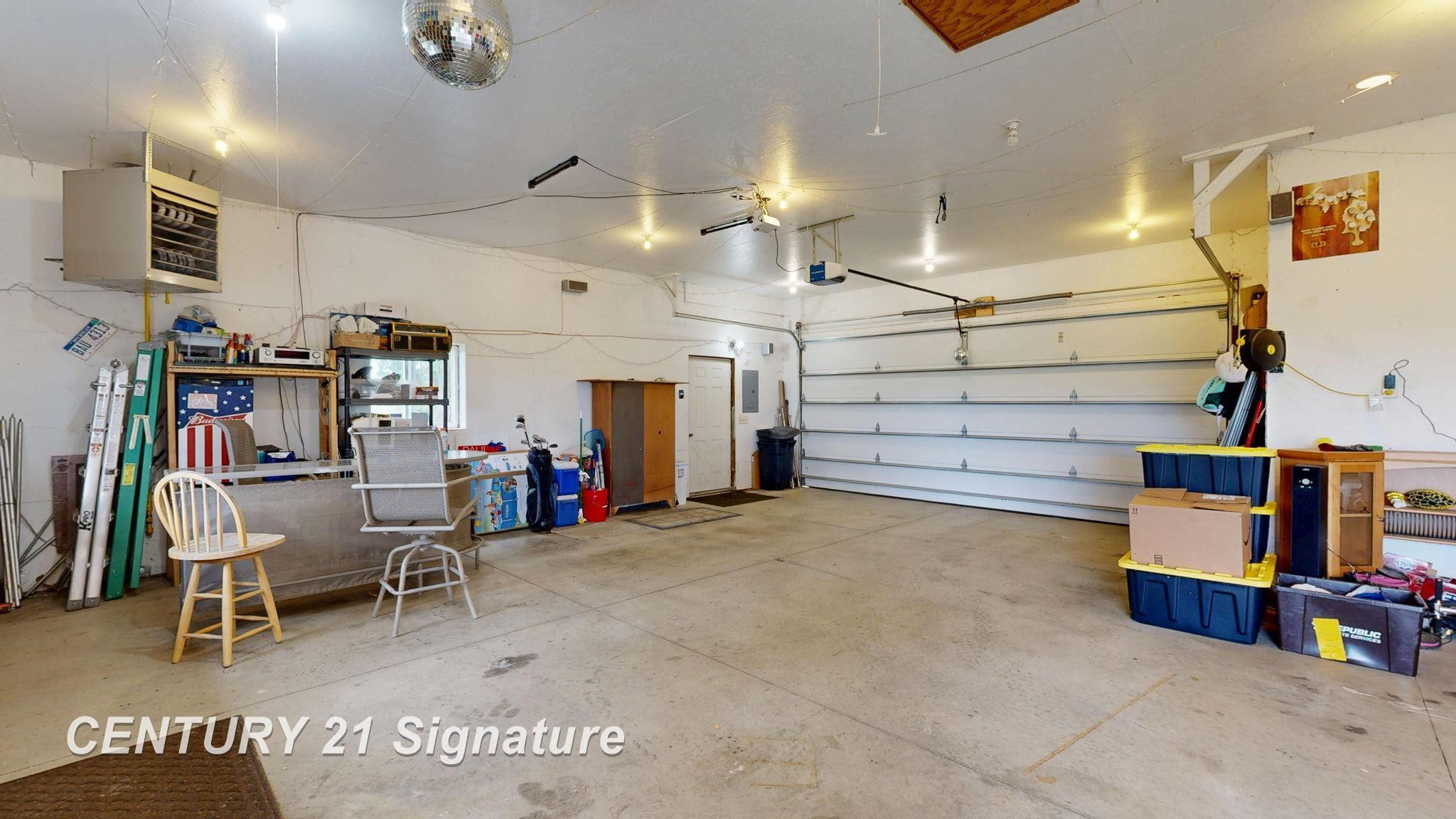 3425 S Block Road, Frankenmuth, MI 48734 — Photo 32