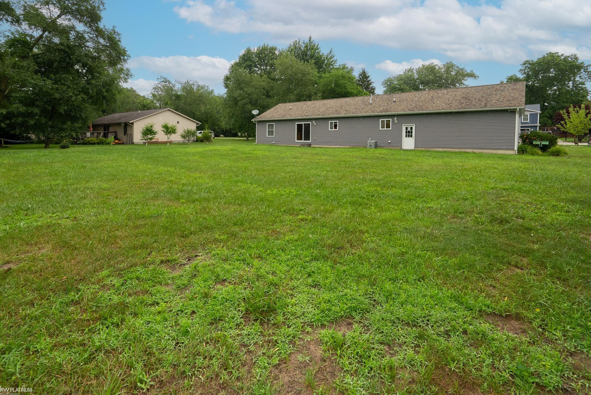 7911 Fountain Street, MI 48059 — Photo 16