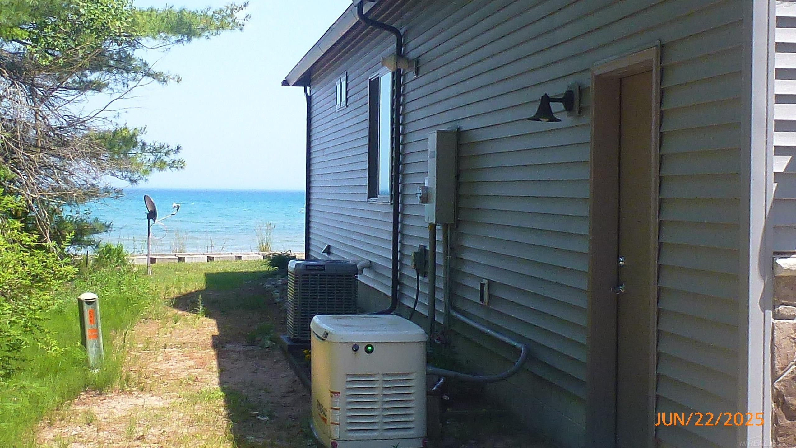 2520 Lakeshore Drive, Harrisville, MI 48741 — Photo 4