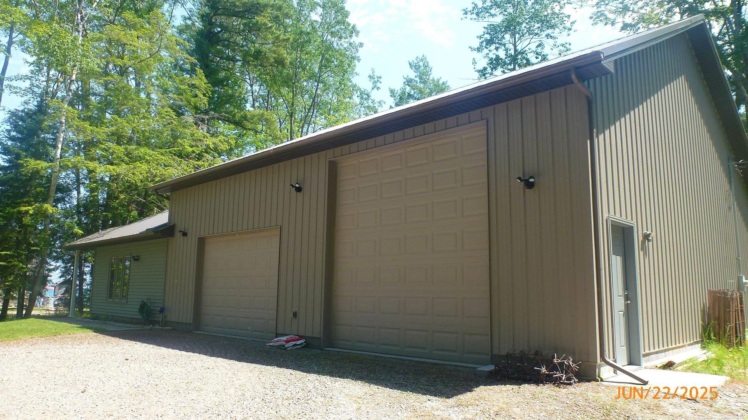 2520 Lakeshore Drive, Harrisville, MI 48741 — Photo 9