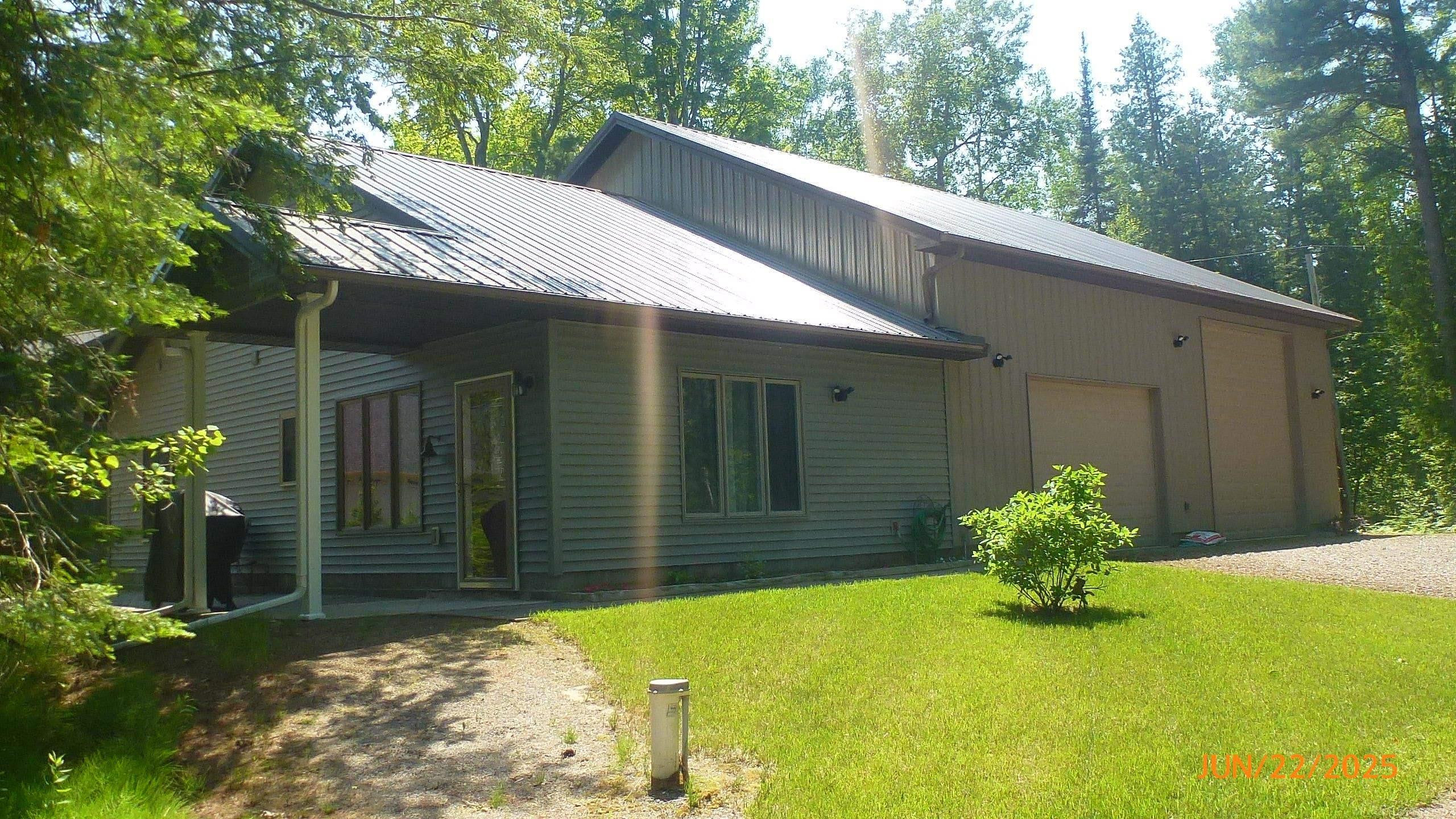 2520 Lakeshore Drive, Harrisville, MI 48741 — Photo 10